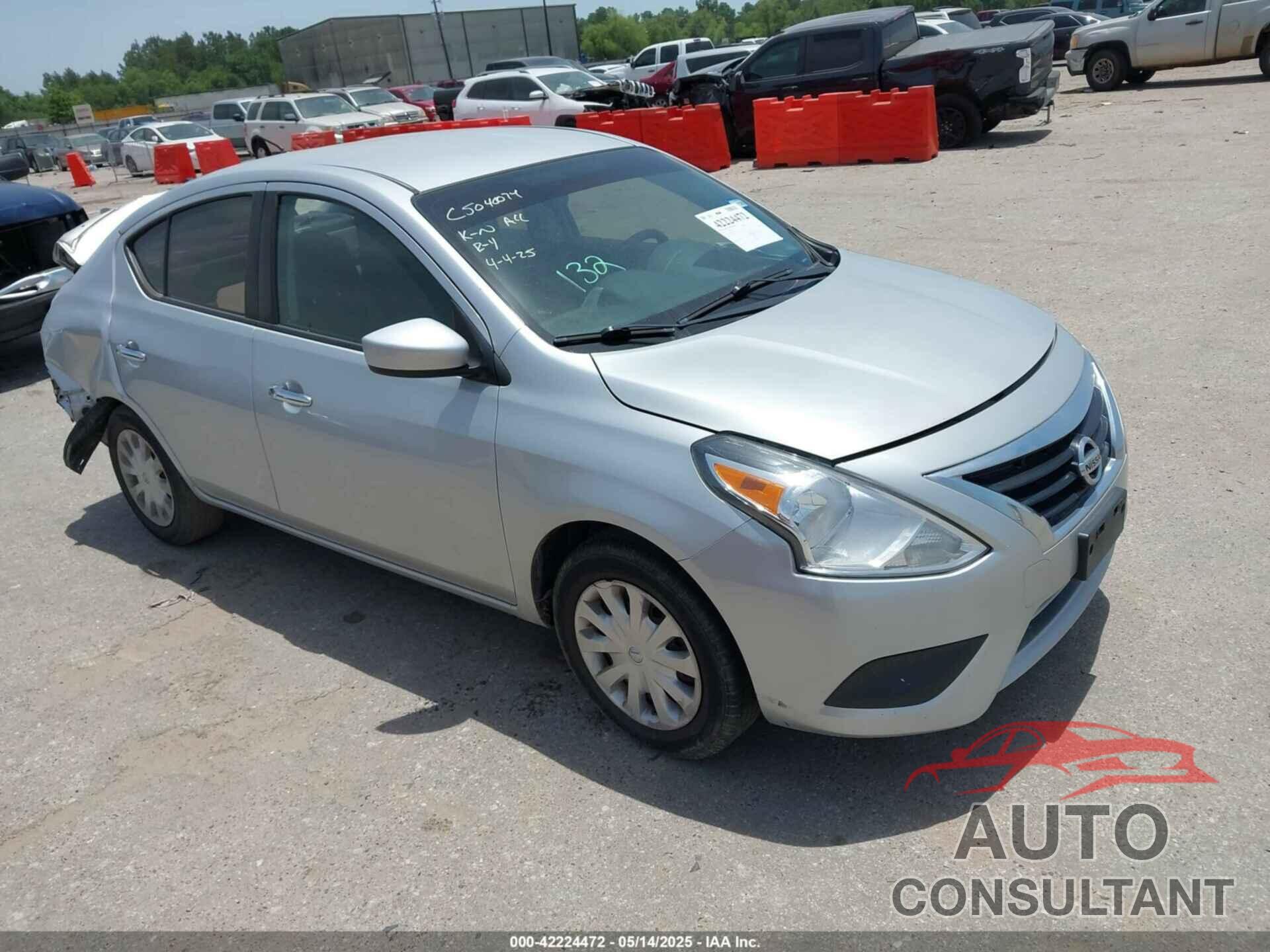 NISSAN VERSA 2017 - 3N1CN7AP6HL814643