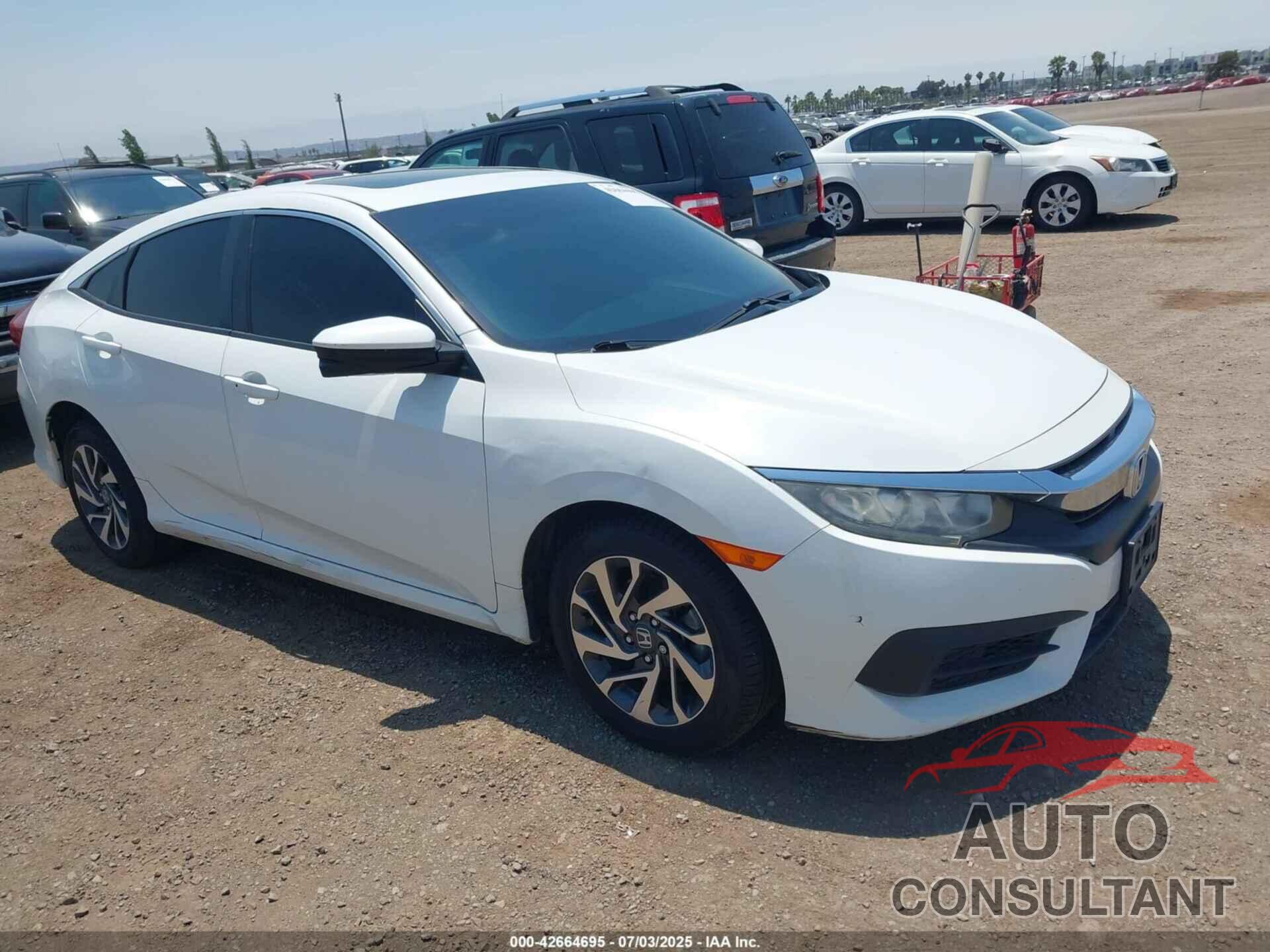 HONDA CIVIC 2018 - 2HGFC2F74JH542105