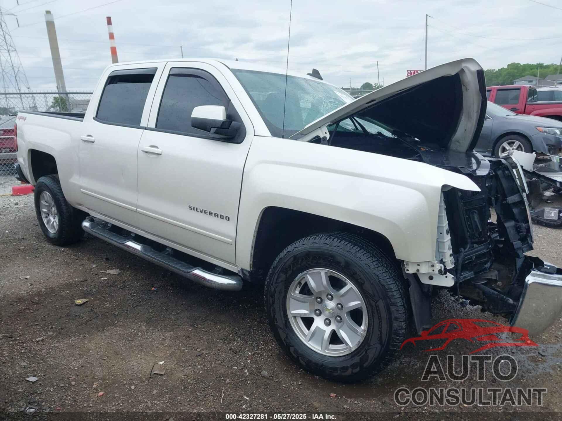 CHEVROLET SILVERADO 1500 2015 - 3GCUKREC8FG182585