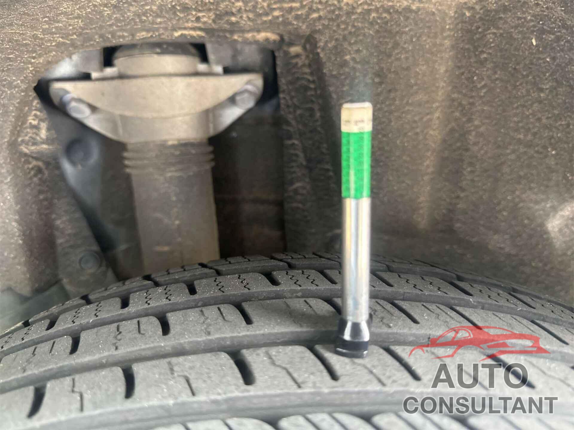 TOYOTA RAV4 2020 - 2T3H1RFV9LW096914