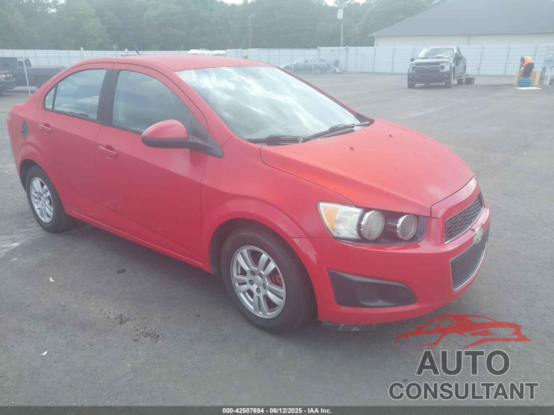 CHEVROLET SONIC 2012 - 1G1JA5SH6C4121400