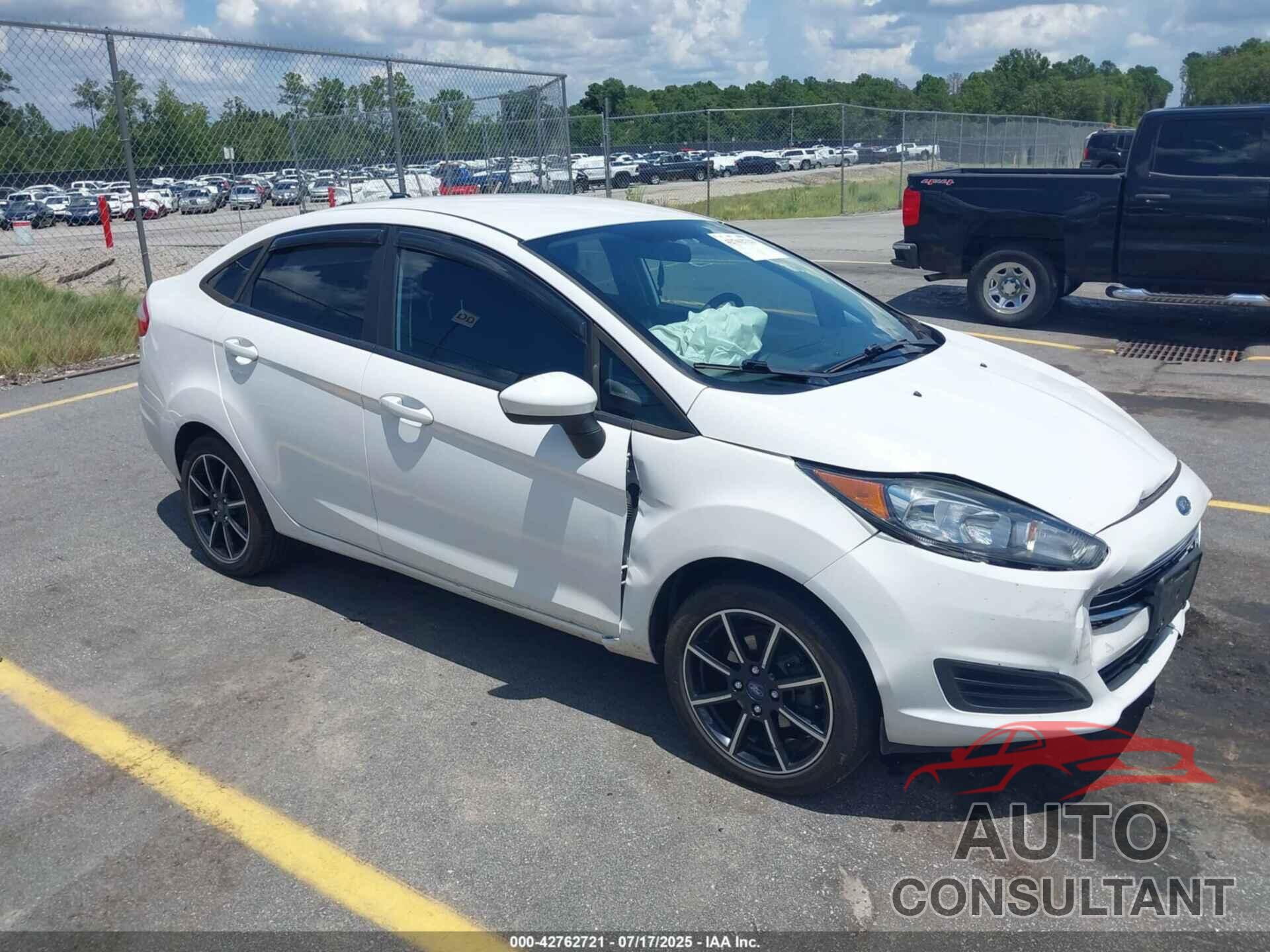 FORD FIESTA 2017 - 3FADP4BJ3HM161855