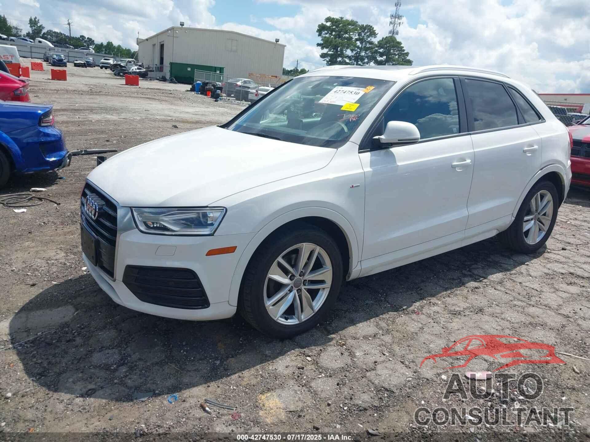 AUDI Q3 2018 - WA1BCCFS1JR012255