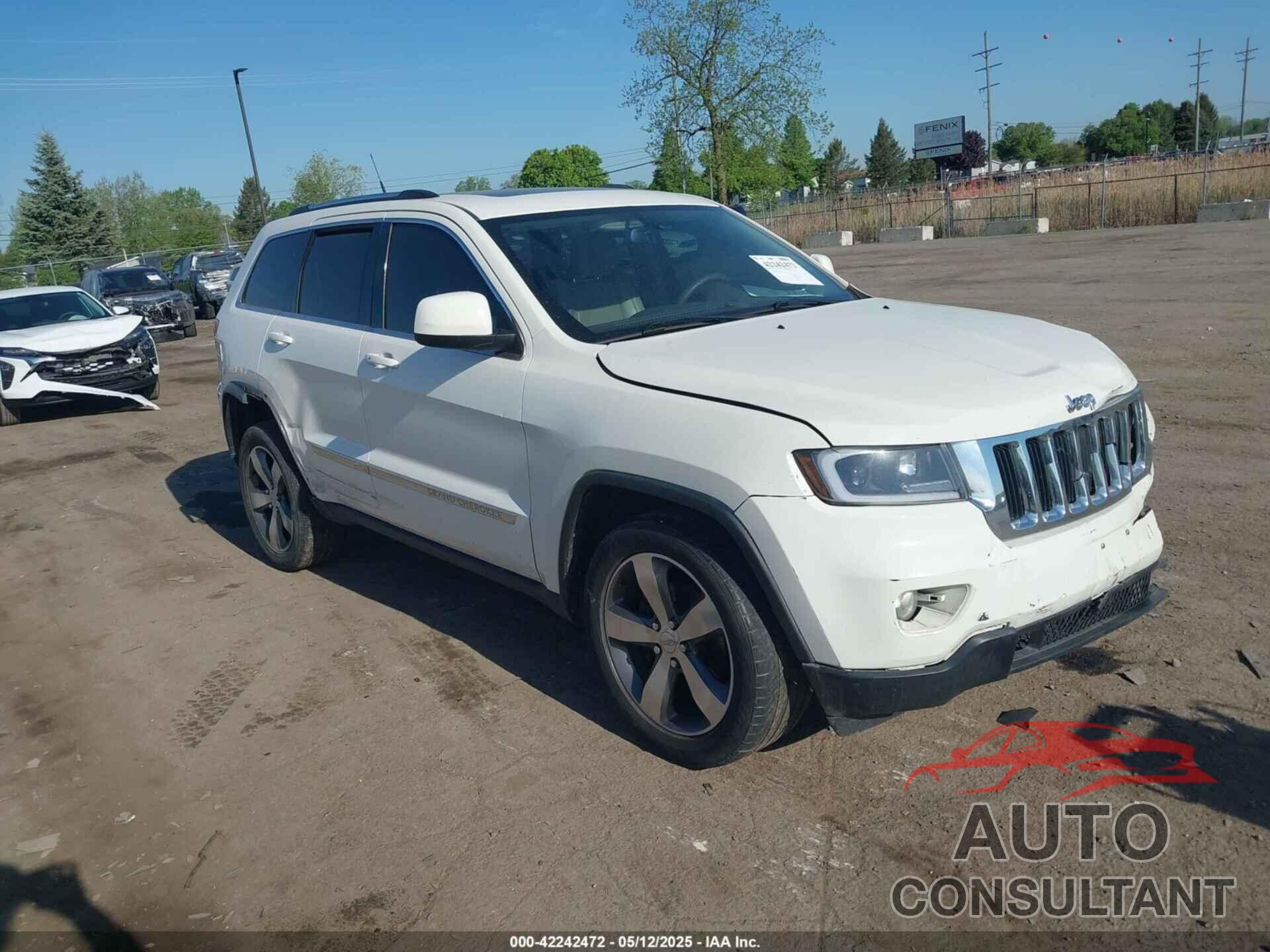JEEP GRAND CHEROKEE 2011 - 1J4RR4GG0BC526244