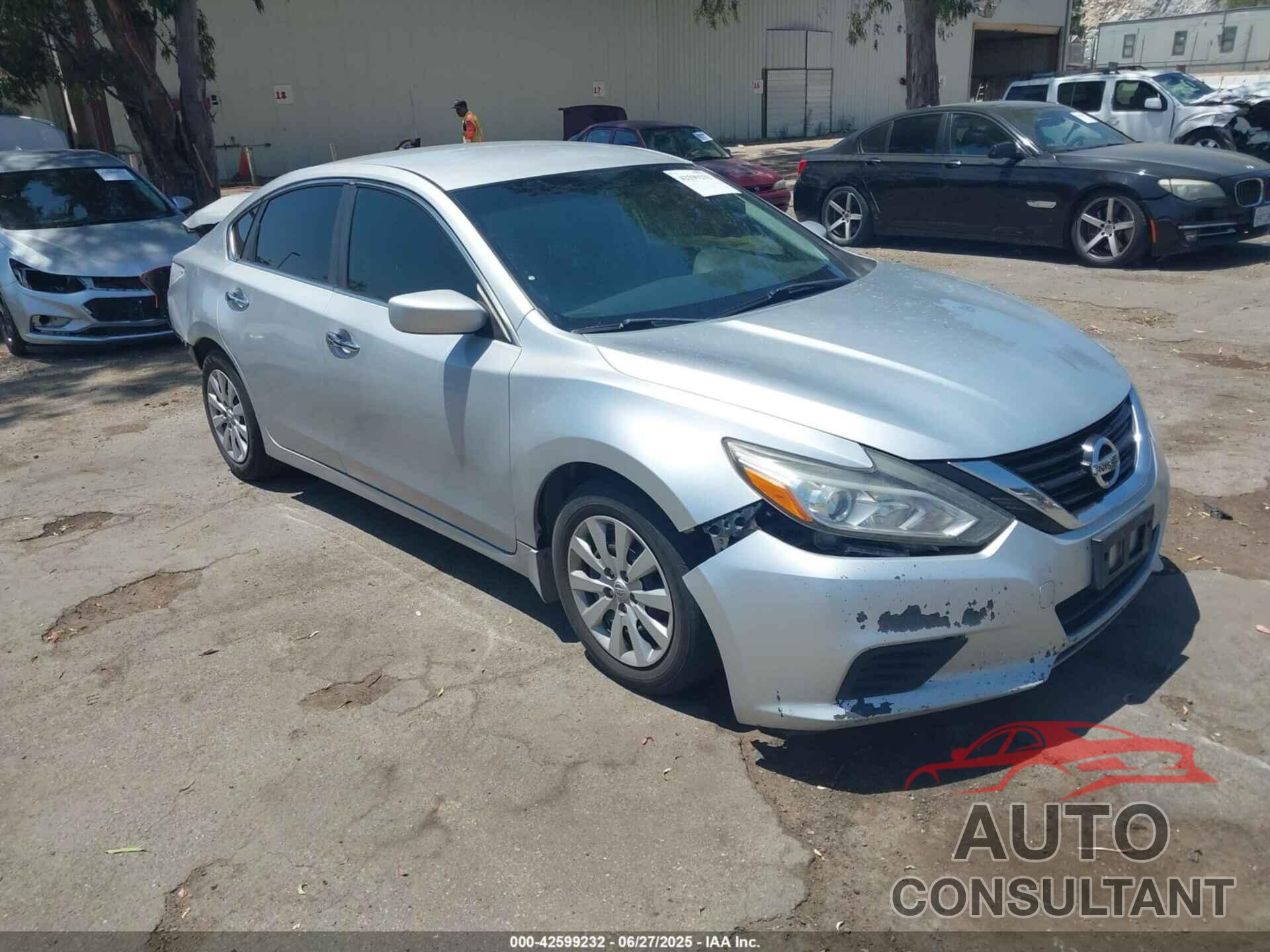 NISSAN ALTIMA 2017 - 1N4AL3AP4HC499460