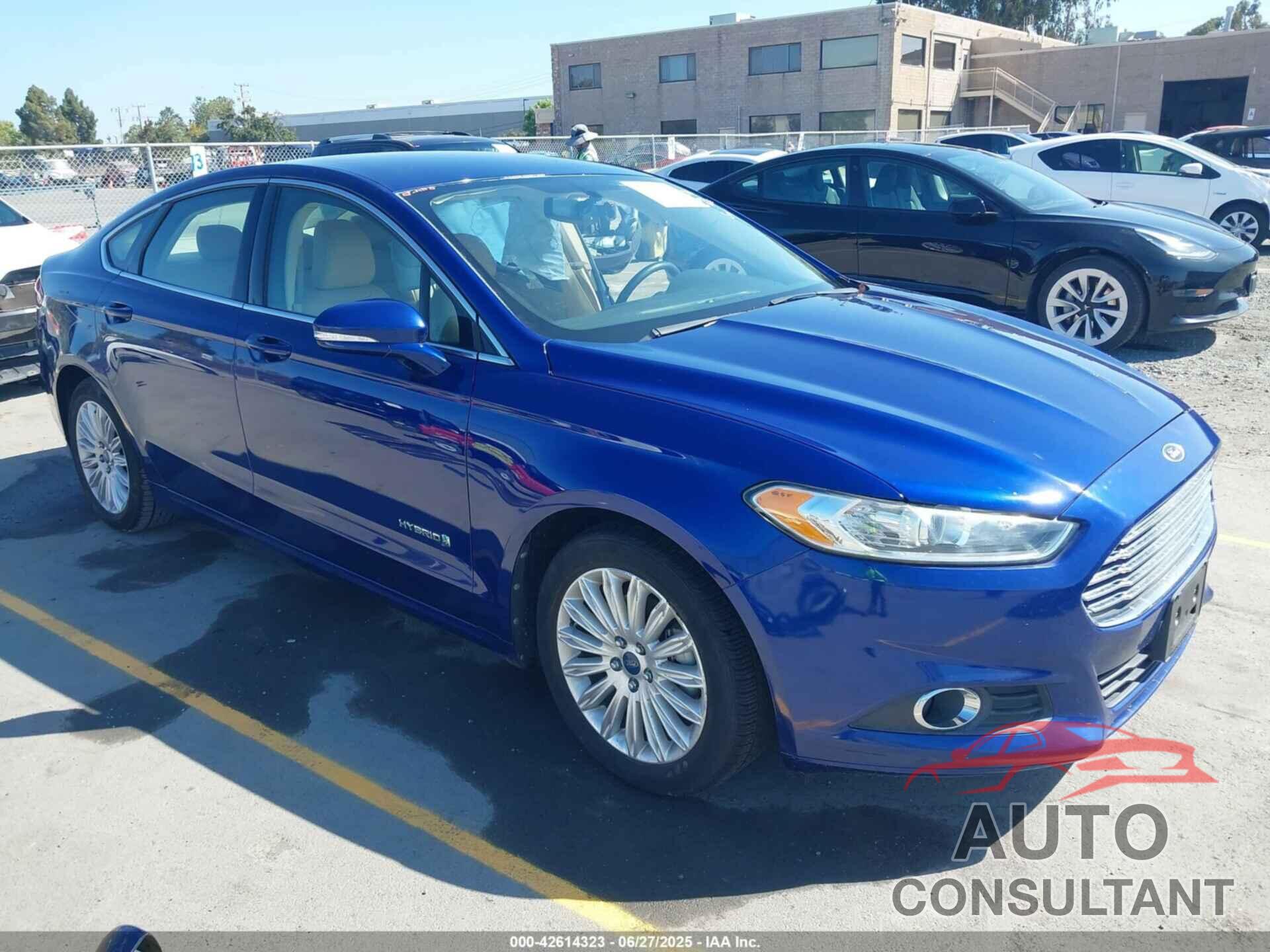 FORD FUSION HYBRID 2013 - 3FA6P0LU8DR157291