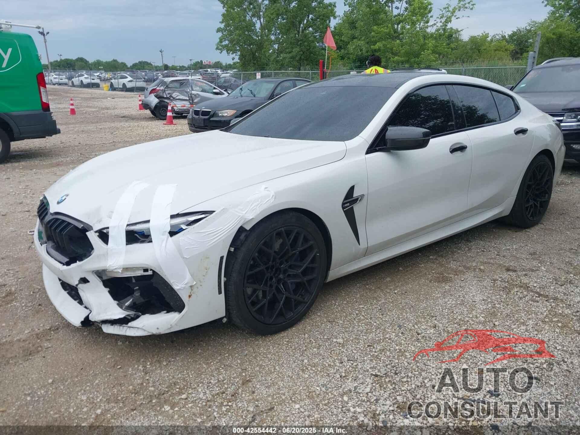 BMW M8 GRAN COUPE 2021 - WBSGV0C02MCF33723