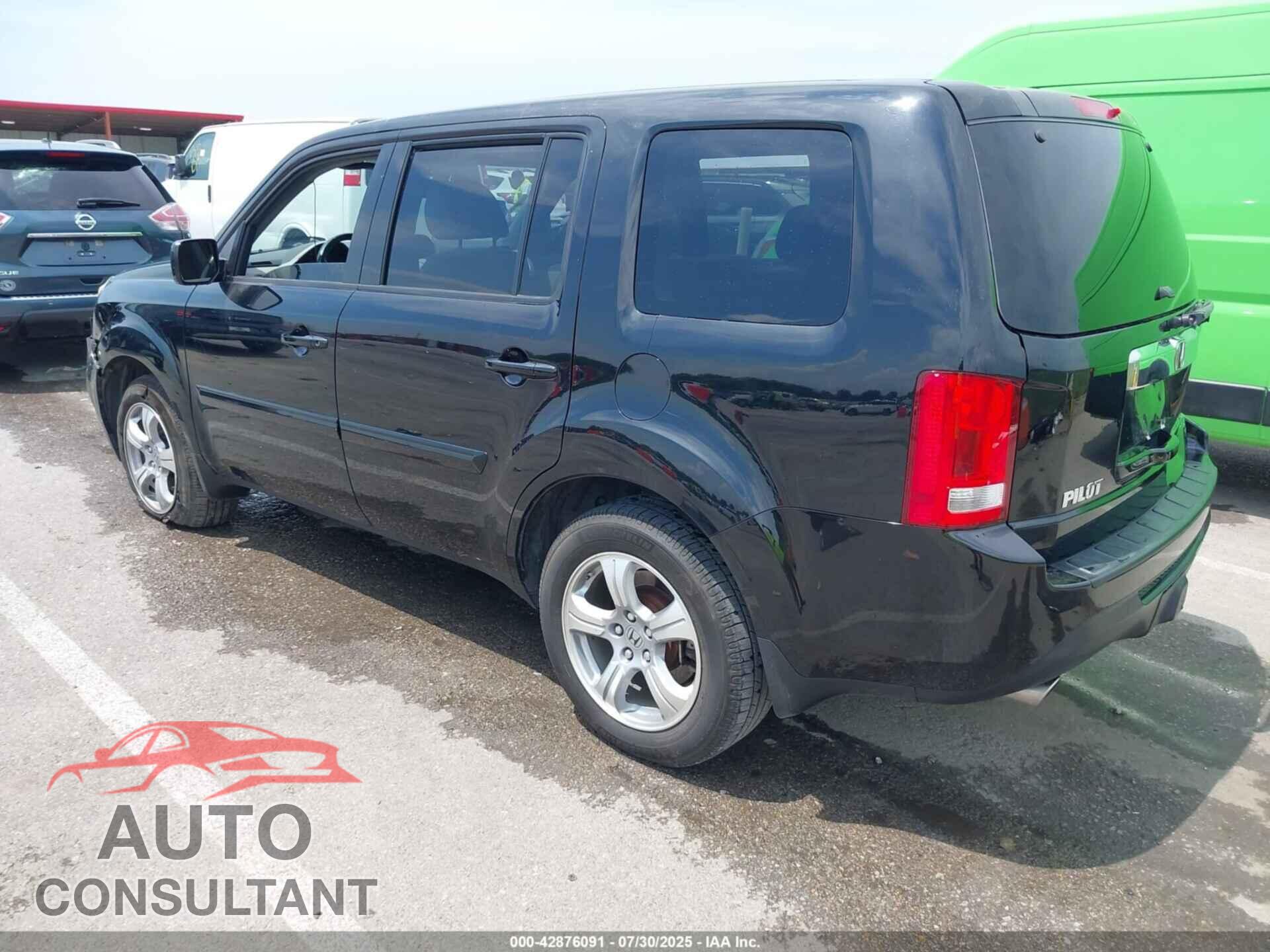 HONDA PILOT 2013 - 5FNYF4H50DB056830