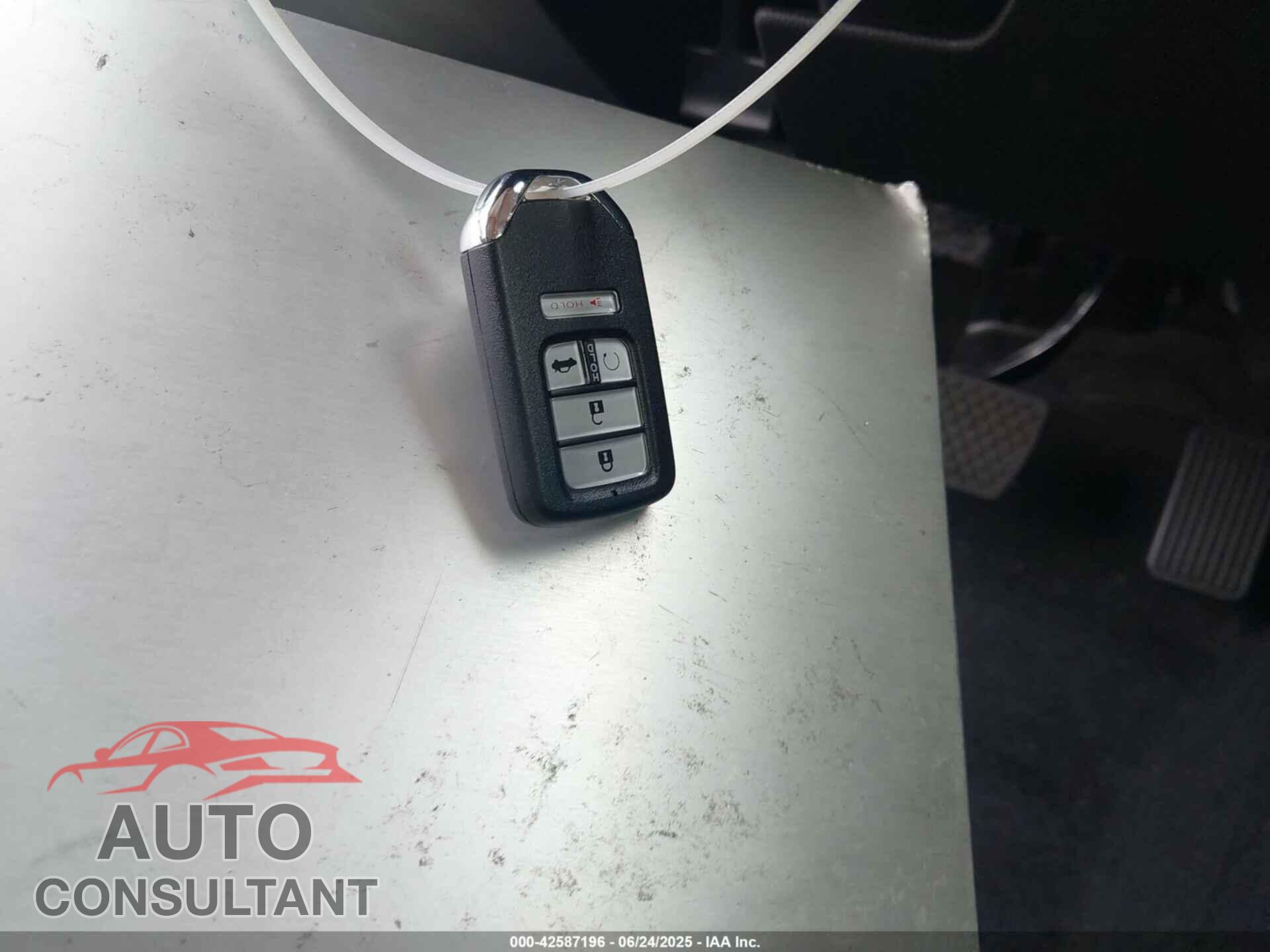 HONDA CIVIC 2018 - 2HGFC2F76JH557883