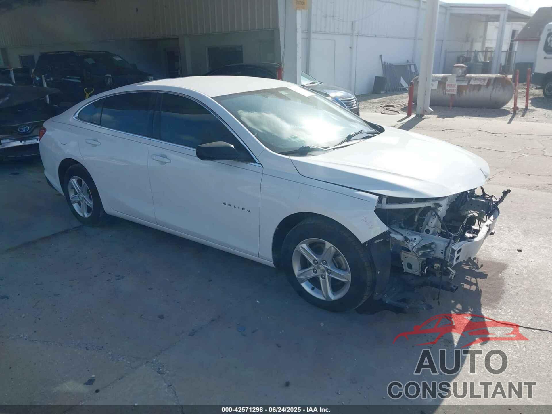CHEVROLET MALIBU 2020 - 1G1ZB5ST5LF001130
