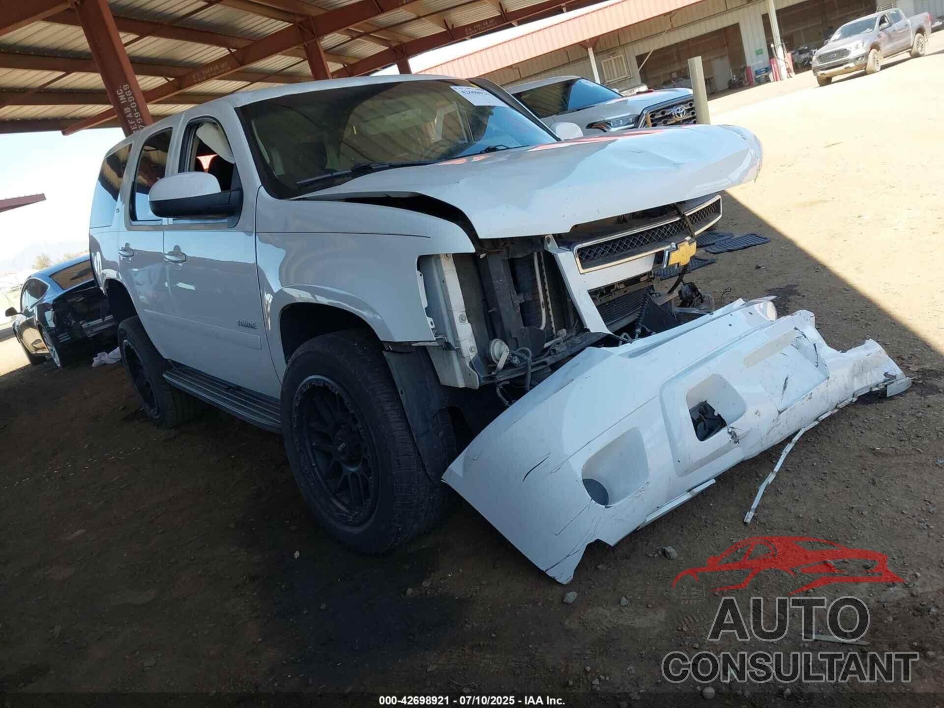 CHEVROLET TAHOE 2011 - 1GNSK2E06BR200068