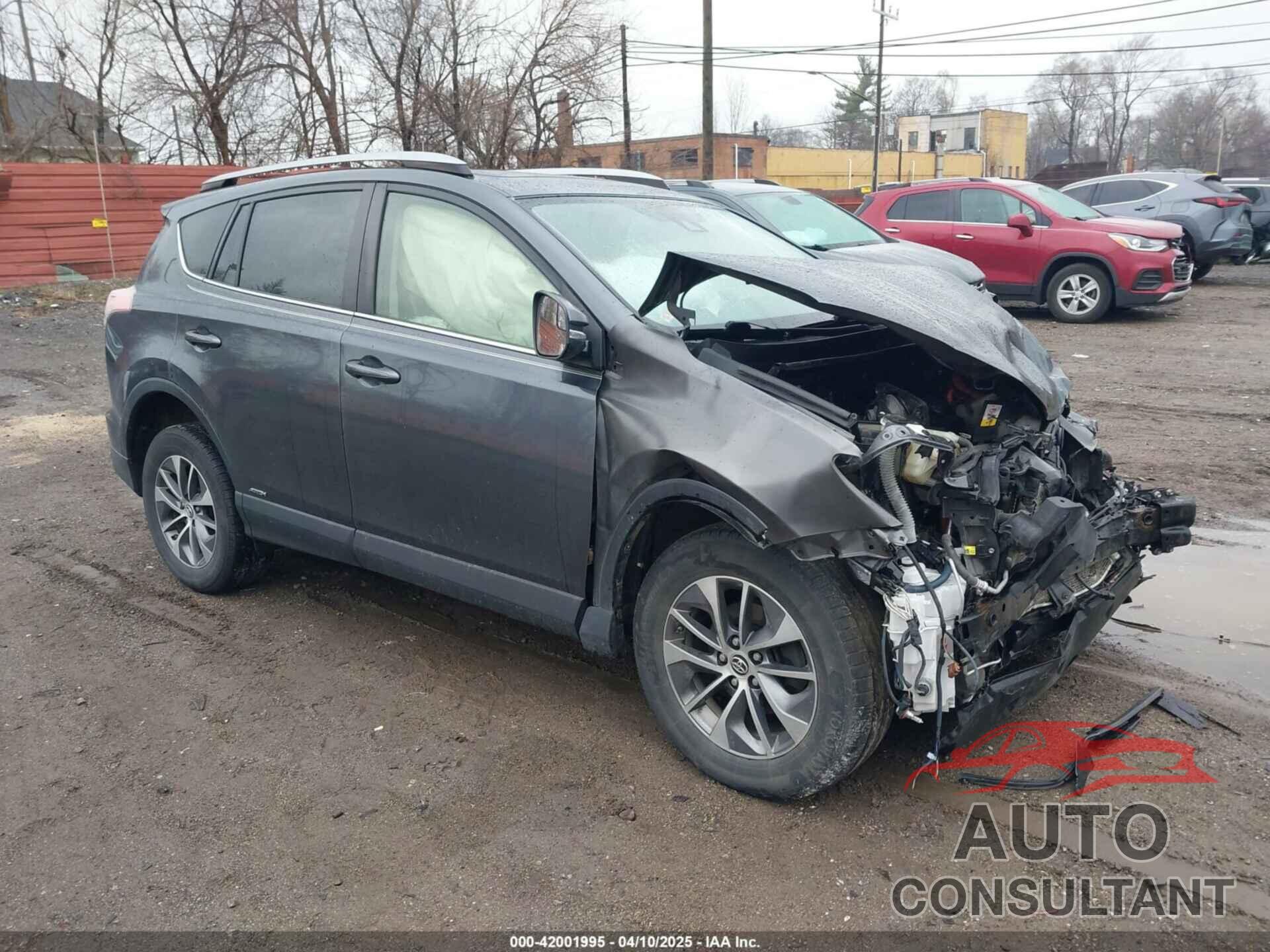 TOYOTA RAV4 HYBRID 2017 - JTMRJREV2HD148880