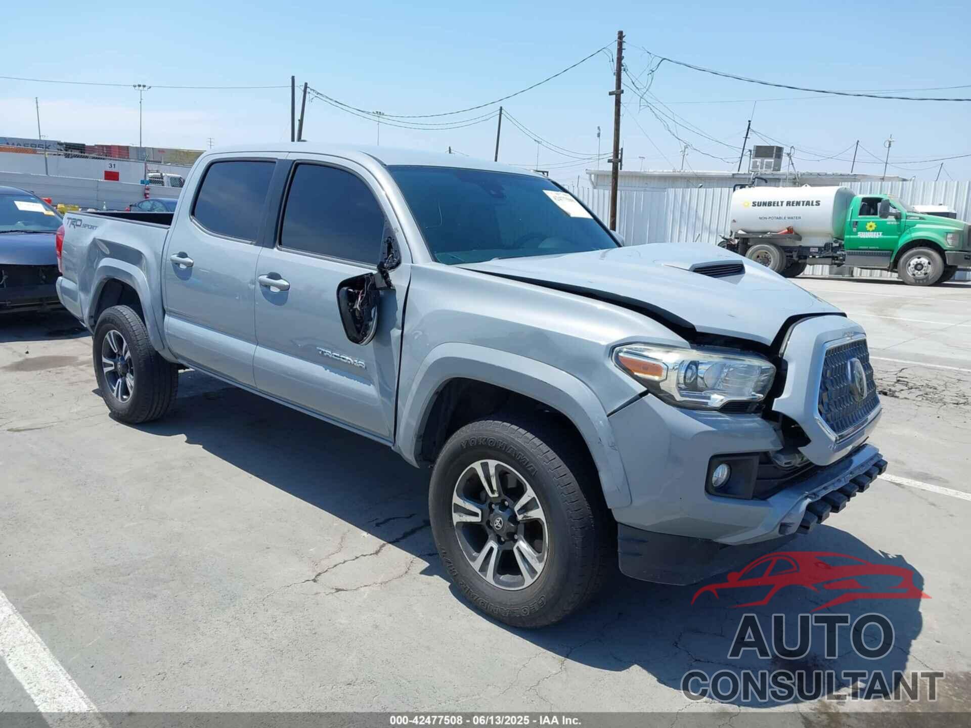 TOYOTA TACOMA 2018 - 3TMAZ5CN8JM061156