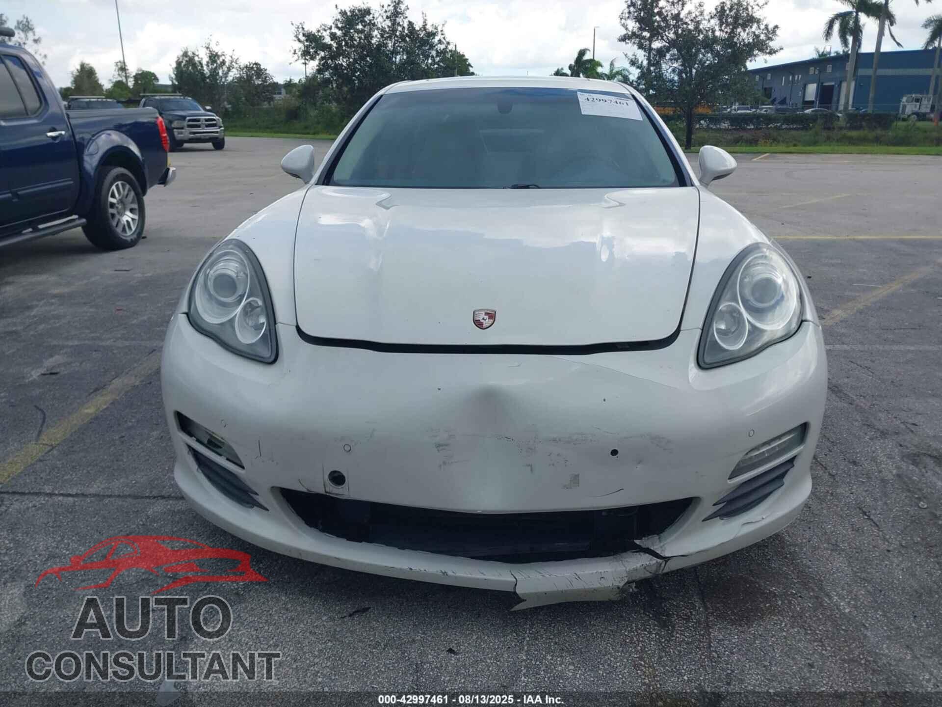 PORSCHE PANAMERA 2011 - WP0AA2A72BL012256