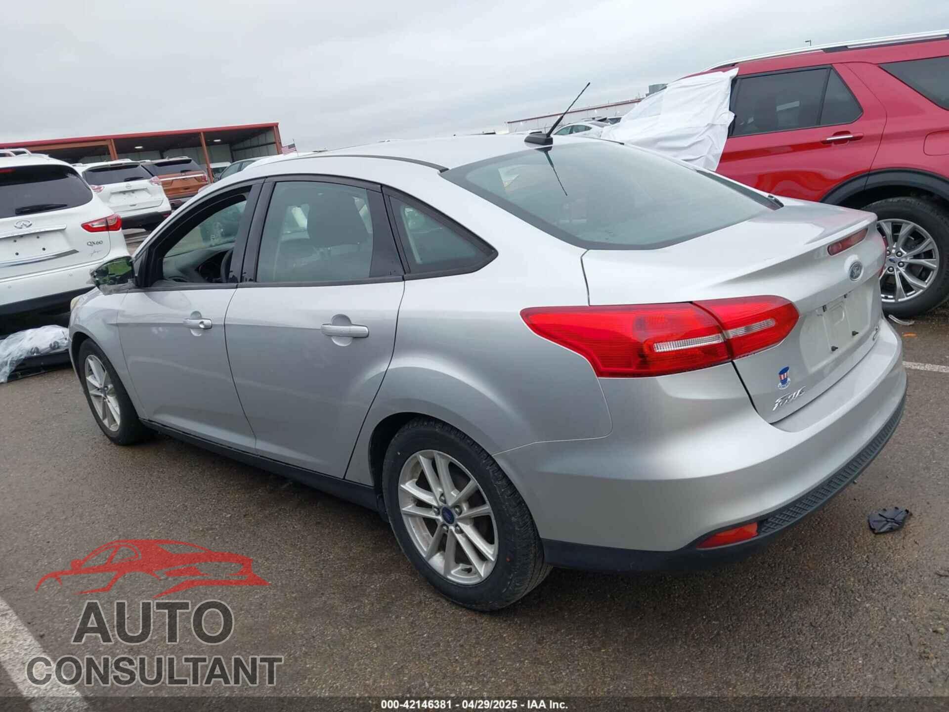FORD FOCUS 2015 - 1FADP3F26FL254588