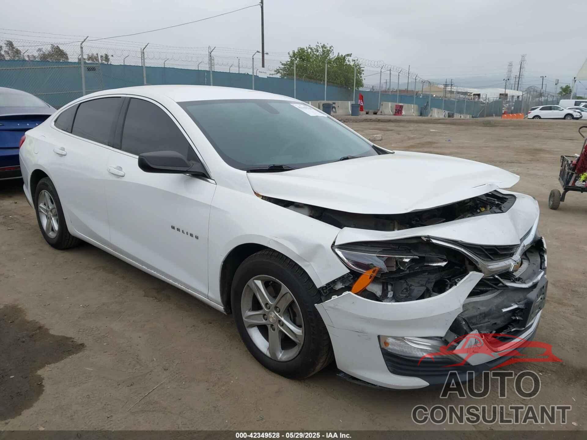 CHEVROLET MALIBU 2020 - 1G1ZB5ST3LF049922