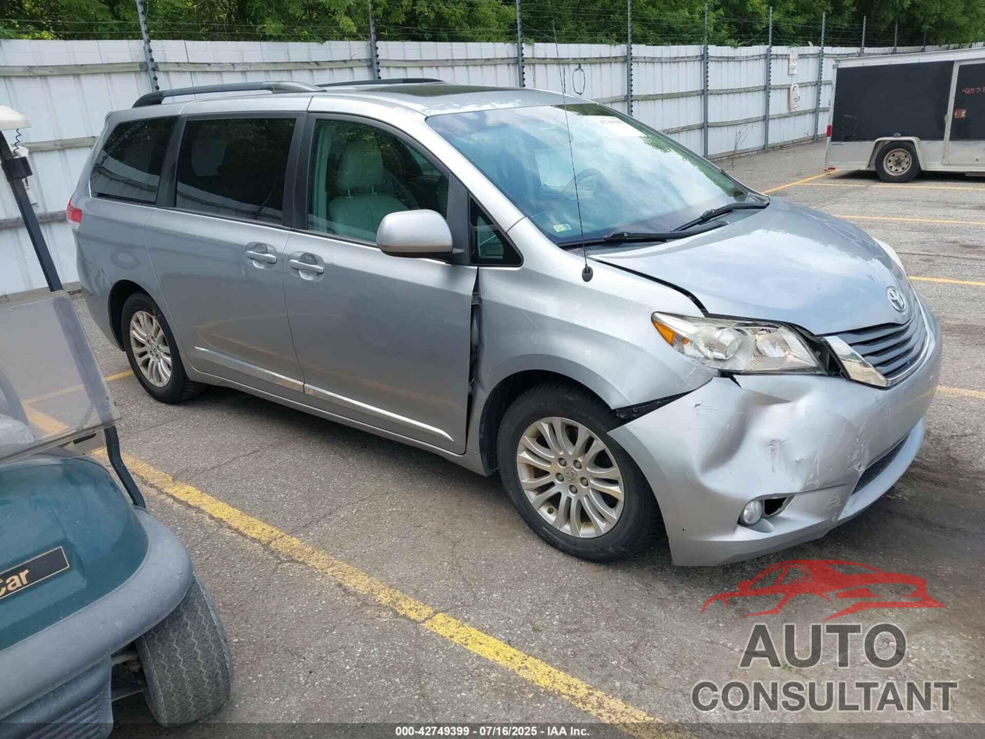 TOYOTA SIENNA 2014 - 5TDYK3DC3ES445310