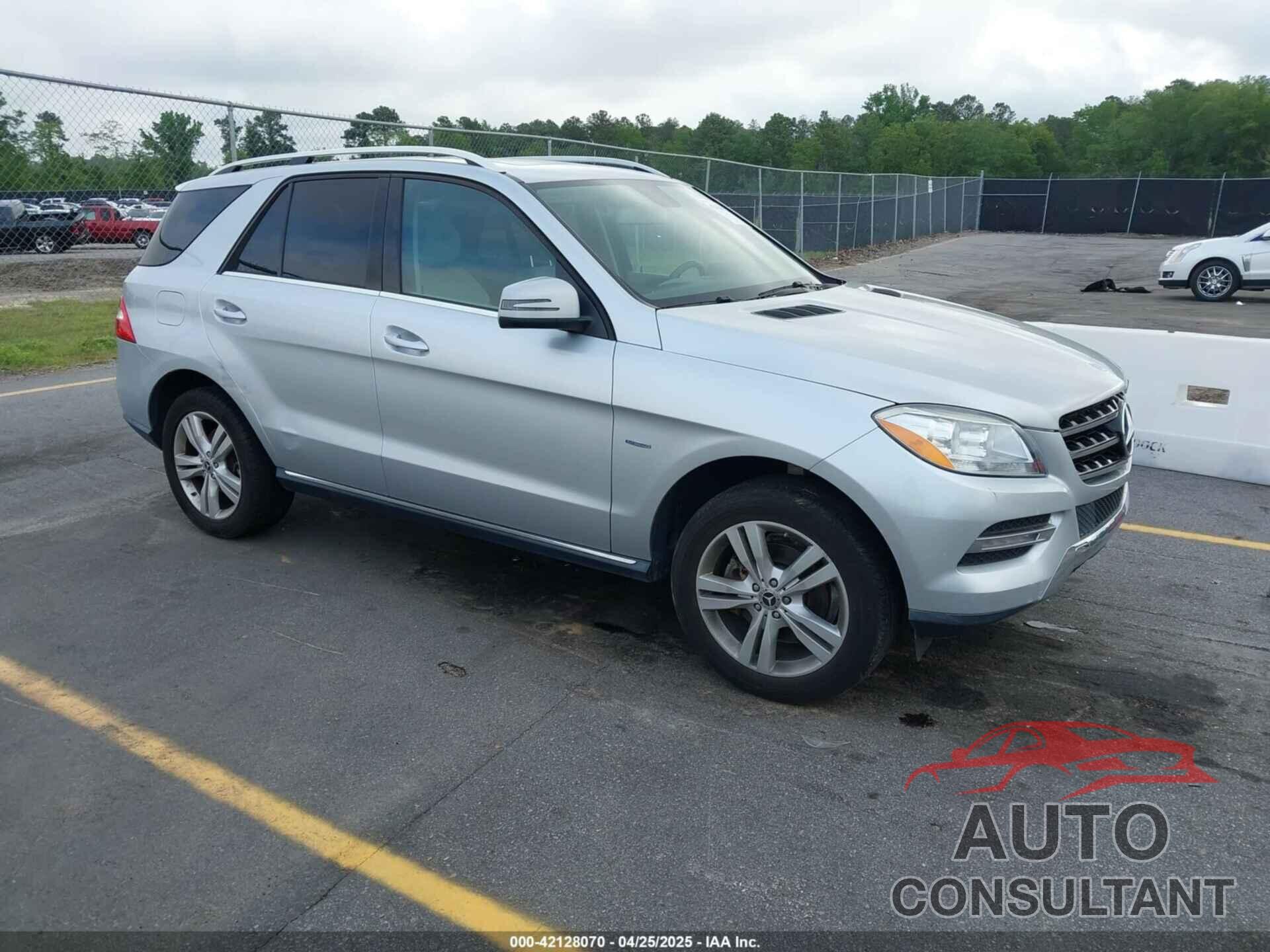 MERCEDES-BENZ ML 350 2012 - 4JGDA5HB5CA012821