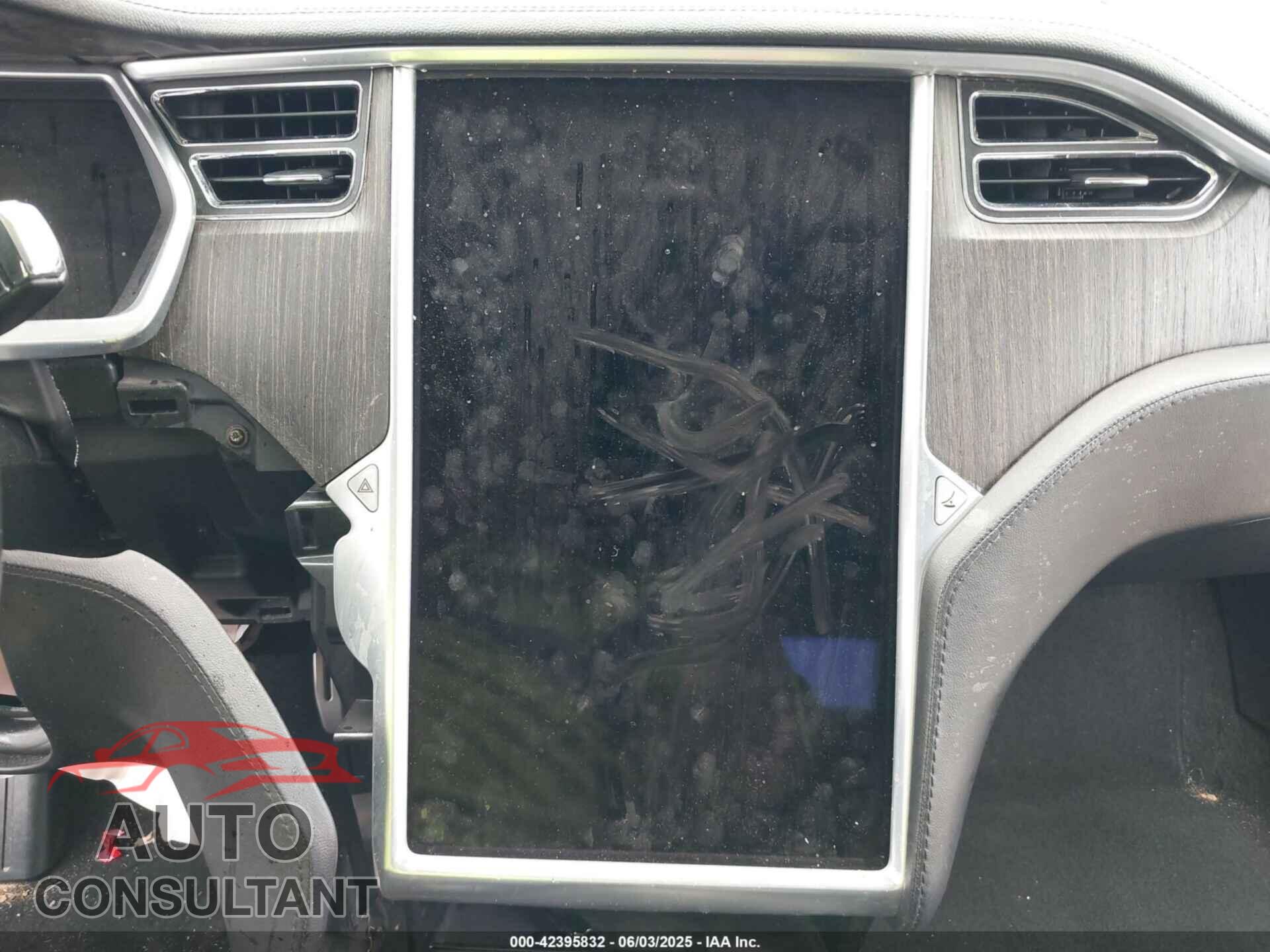 TESLA MODEL S 2013 - 5YJSA1DP2DFP07997