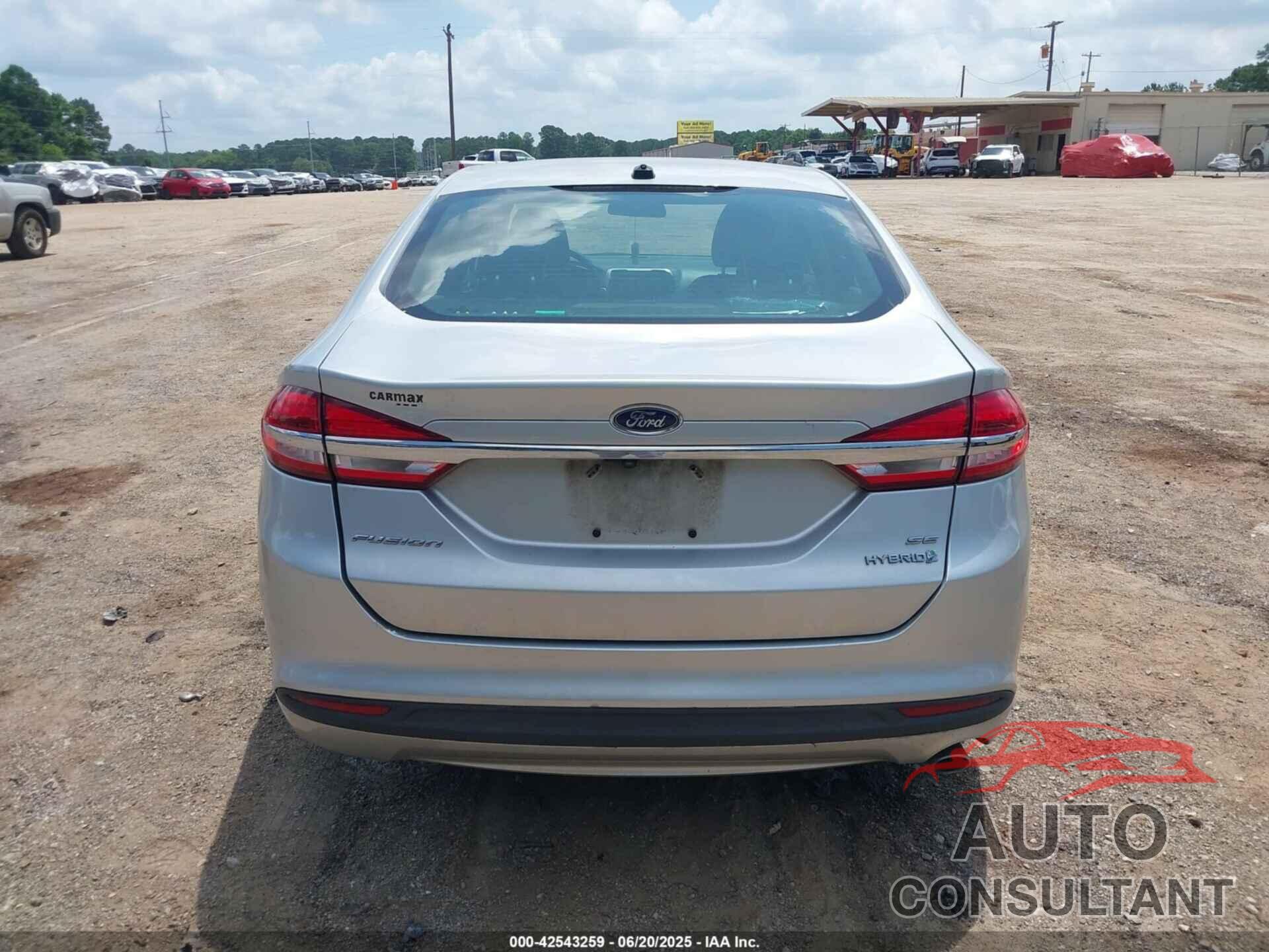 FORD FUSION HYBRID 2018 - 3FA6P0LU2JR172557