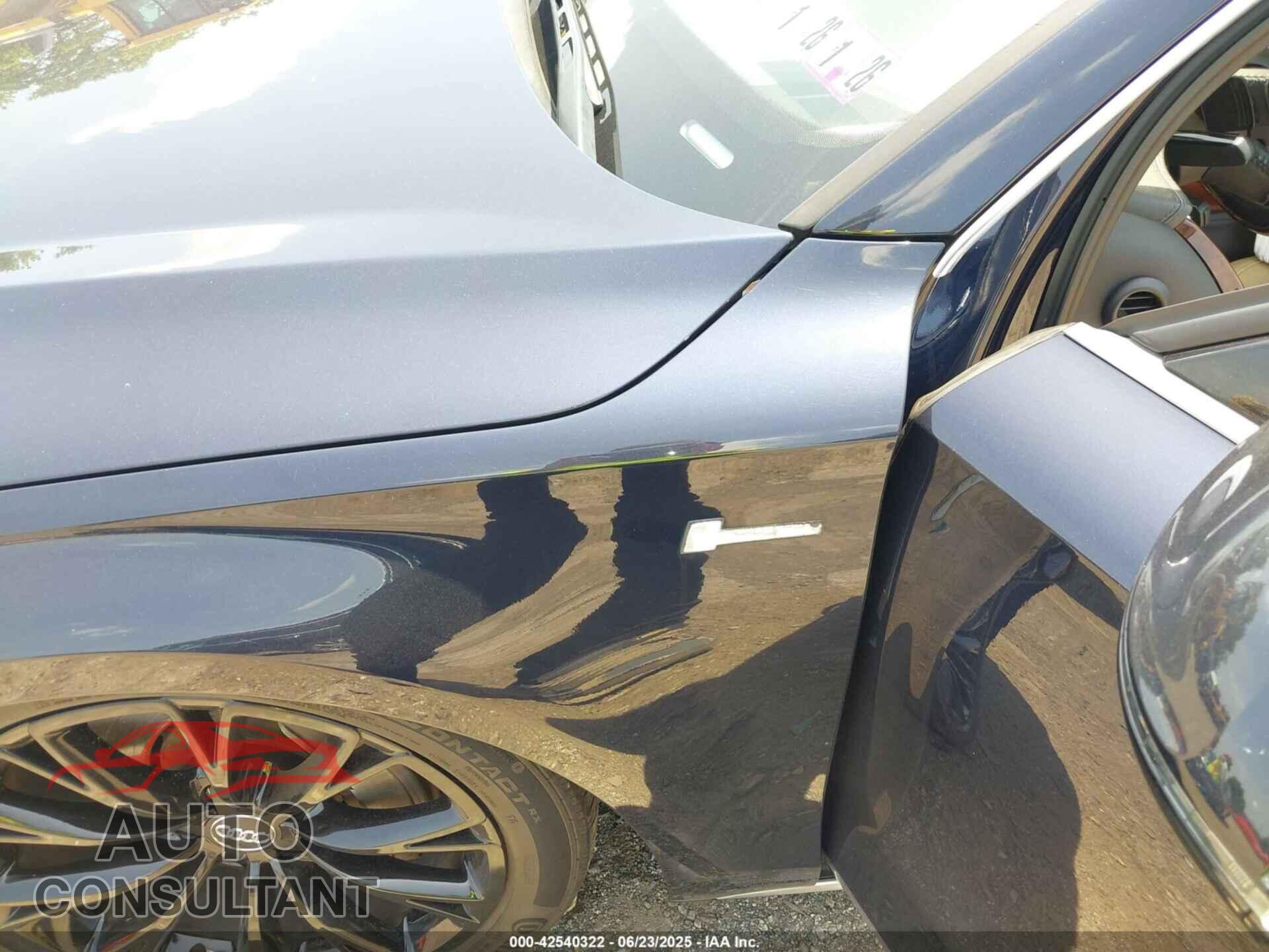 AUDI A8 L 2014 - WAURGAFD1EN002639