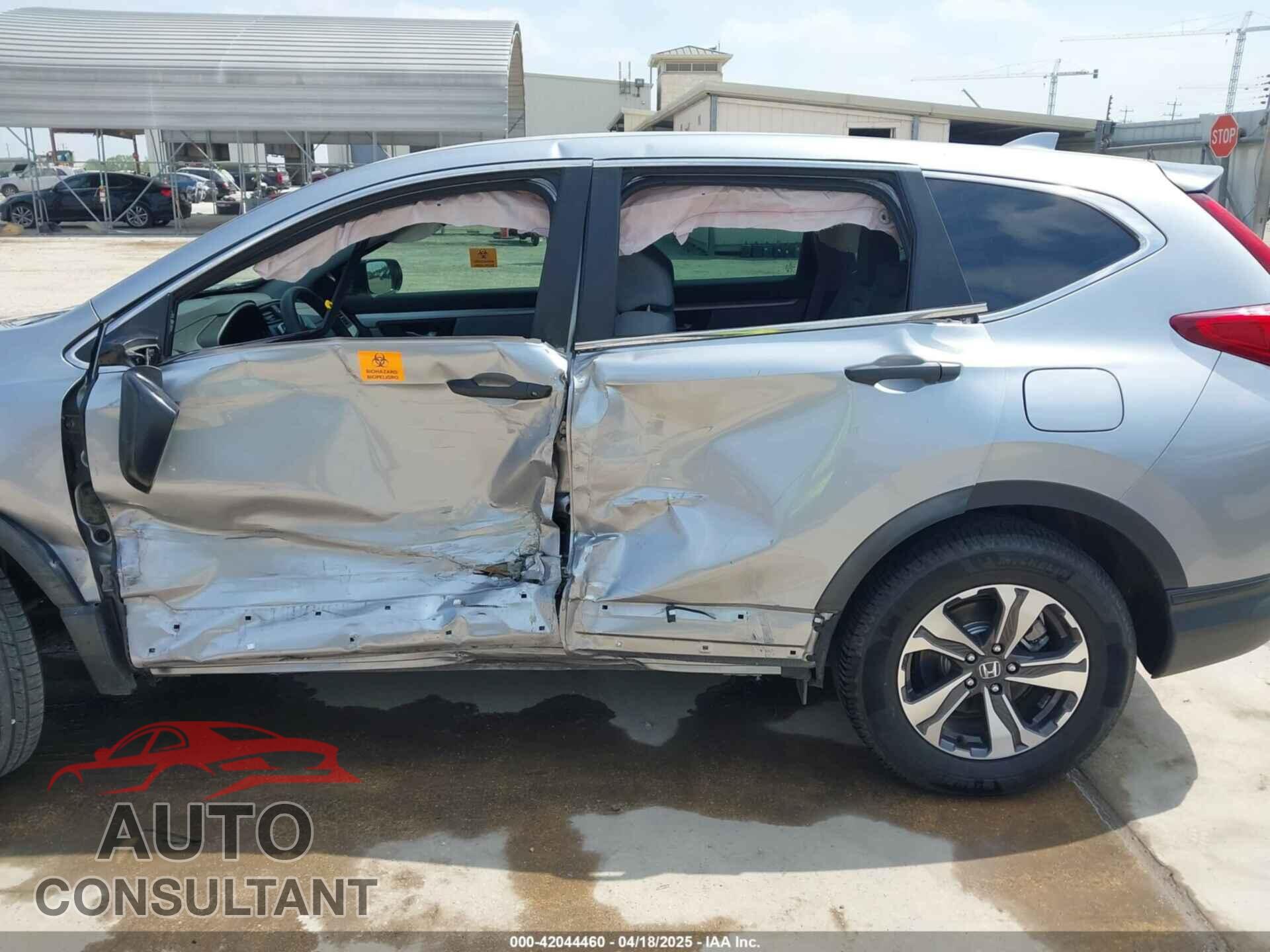 HONDA CR-V 2017 - 7FARW5H38HE014201