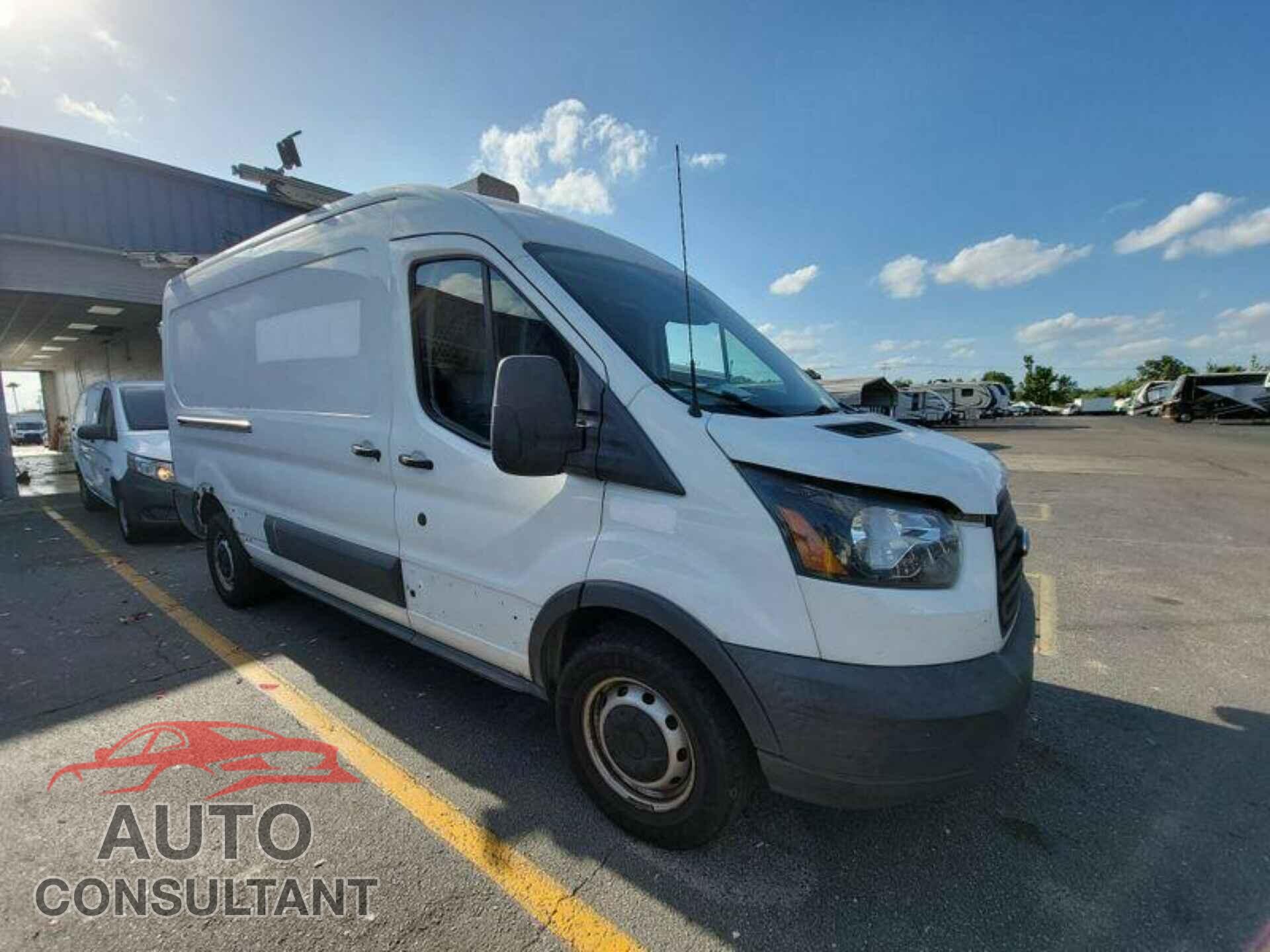 FORD TRANSIT 2018 - 1FTYR2CM9JKB55302