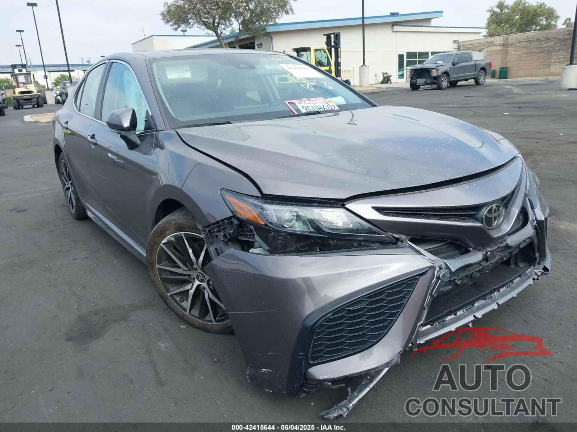 TOYOTA CAMRY 2023 - 4T1T11AK6PU822543