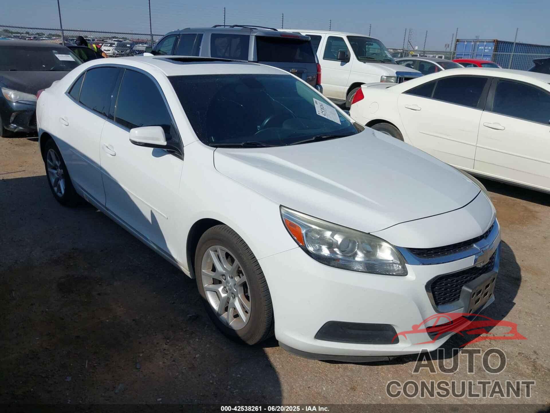 CHEVROLET MALIBU 2015 - 1G11C5SL0FF338481