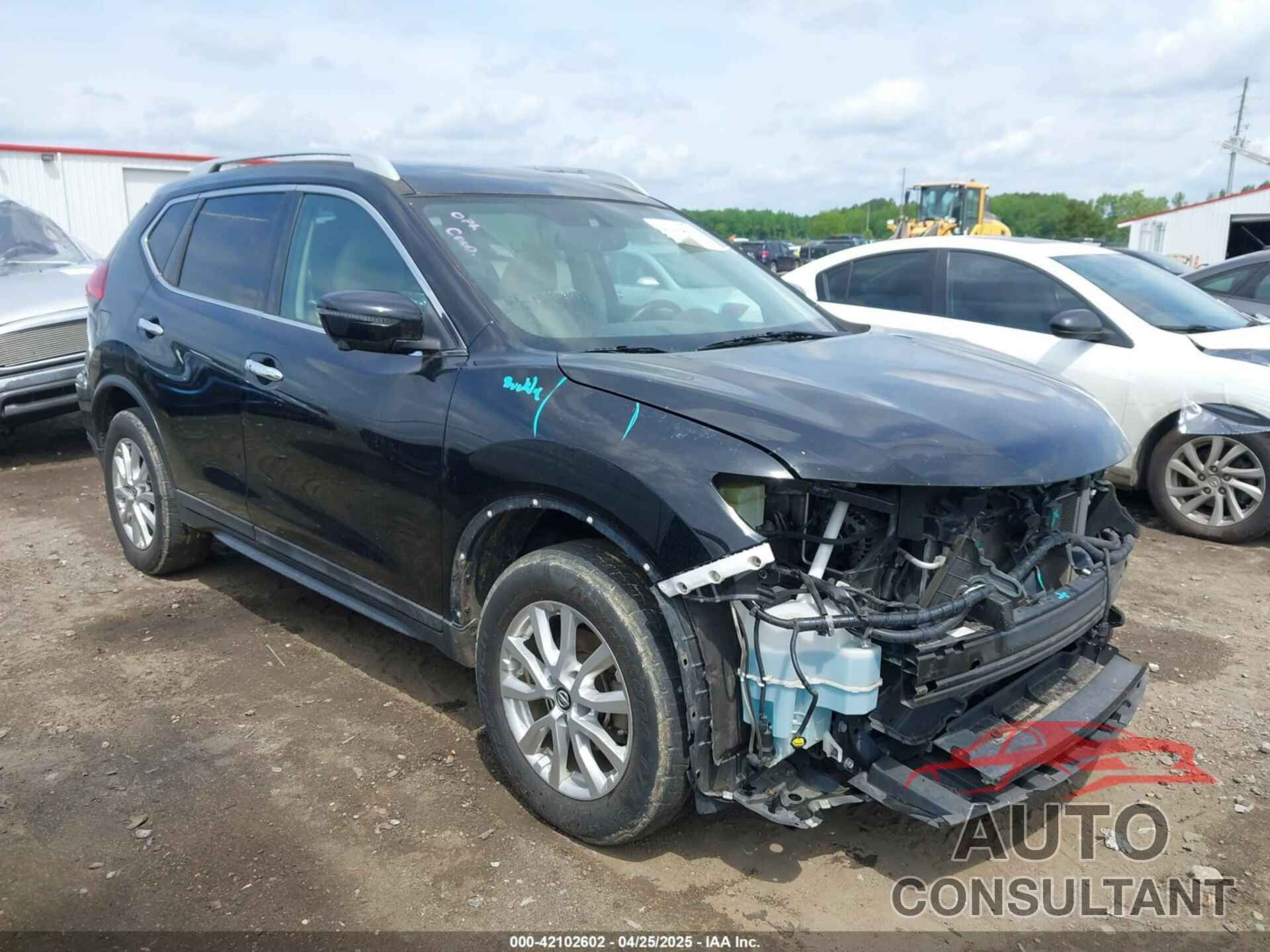 NISSAN ROGUE 2017 - 5N1AT2MV0HC842100