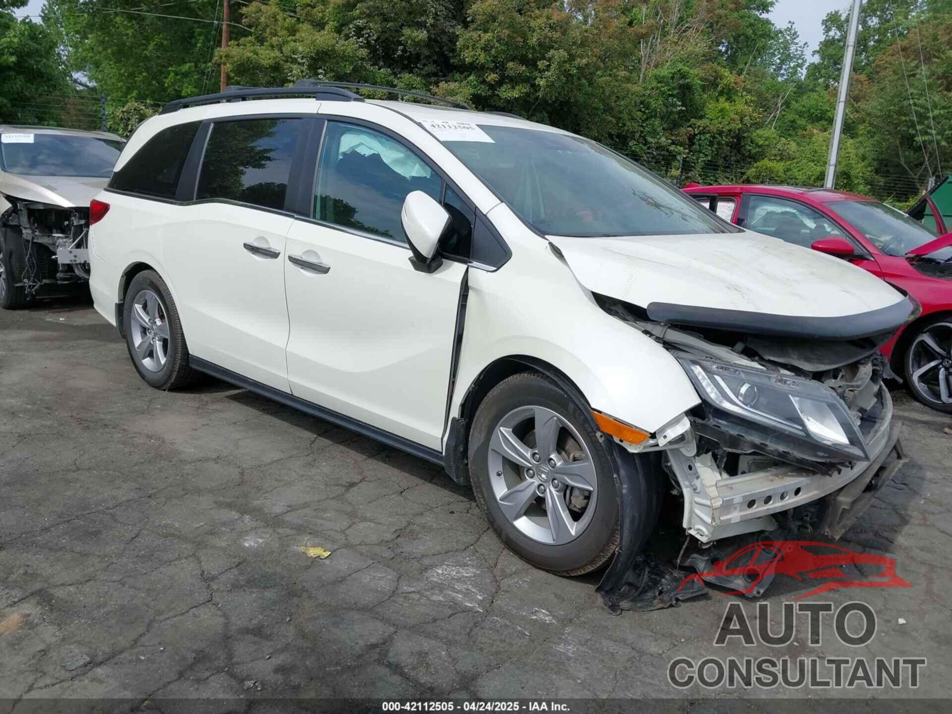 HONDA ODYSSEY 2018 - 5FNRL6H77JB047919