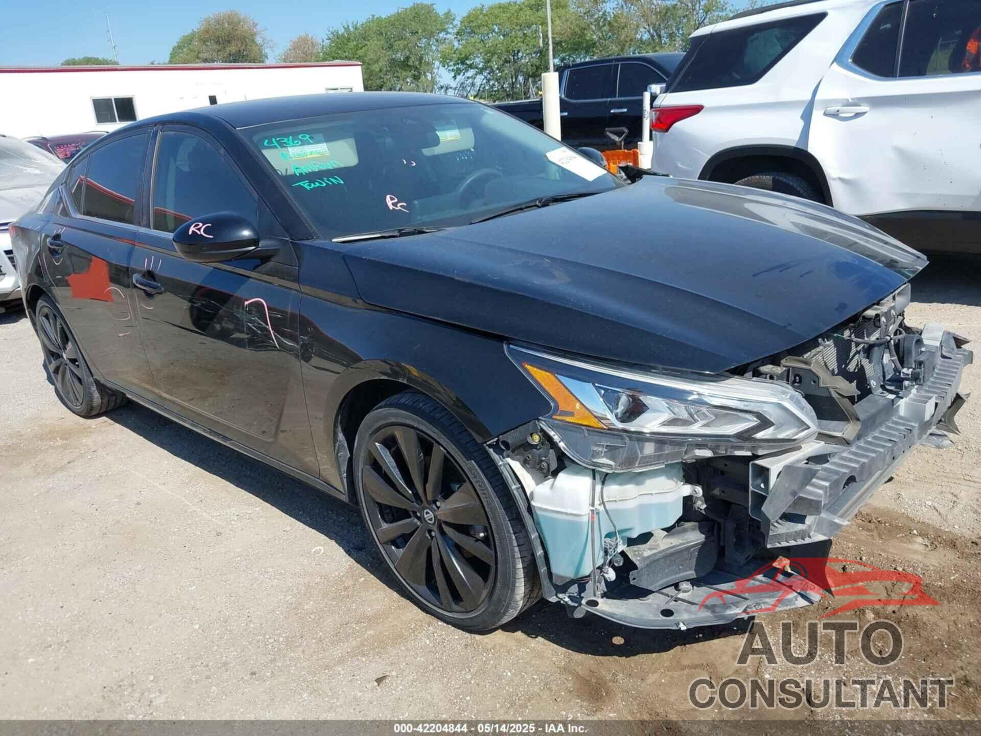 NISSAN ALTIMA 2021 - 1N4BL4CV3MN396129