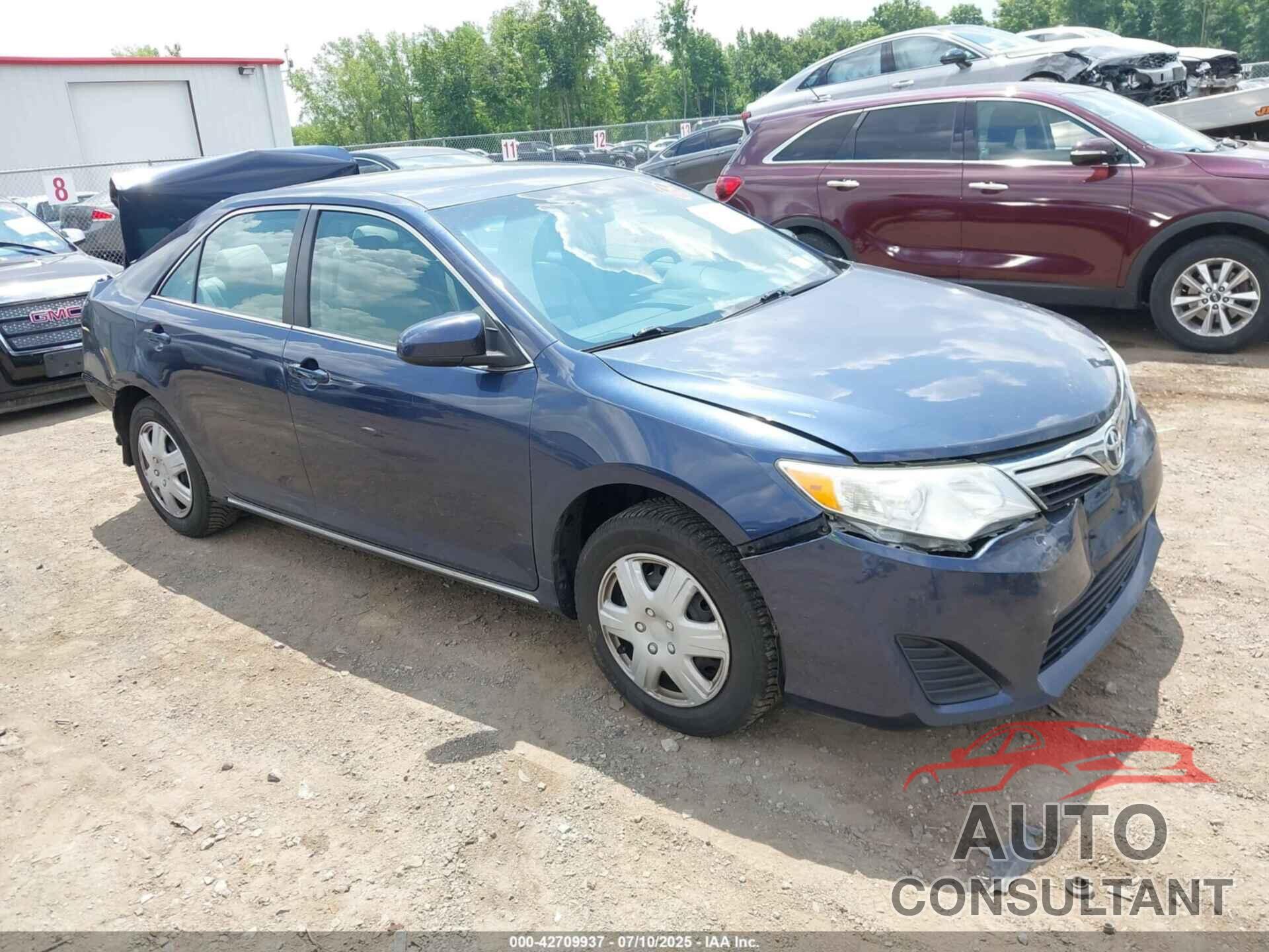 TOYOTA CAMRY 2014 - 4T4BF1FK2ER389246