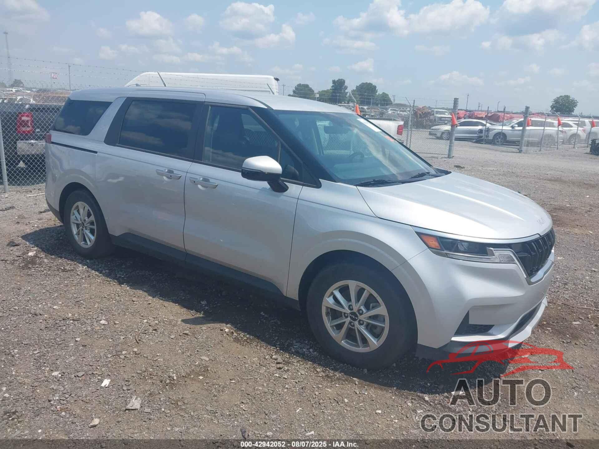 KIA CARNIVAL MPV 2023 - KNDNB4H33P6255397