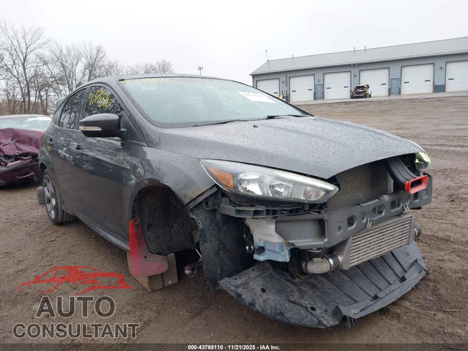 FORD FOCUS ST 2016 - 1FADP3L94GL374487