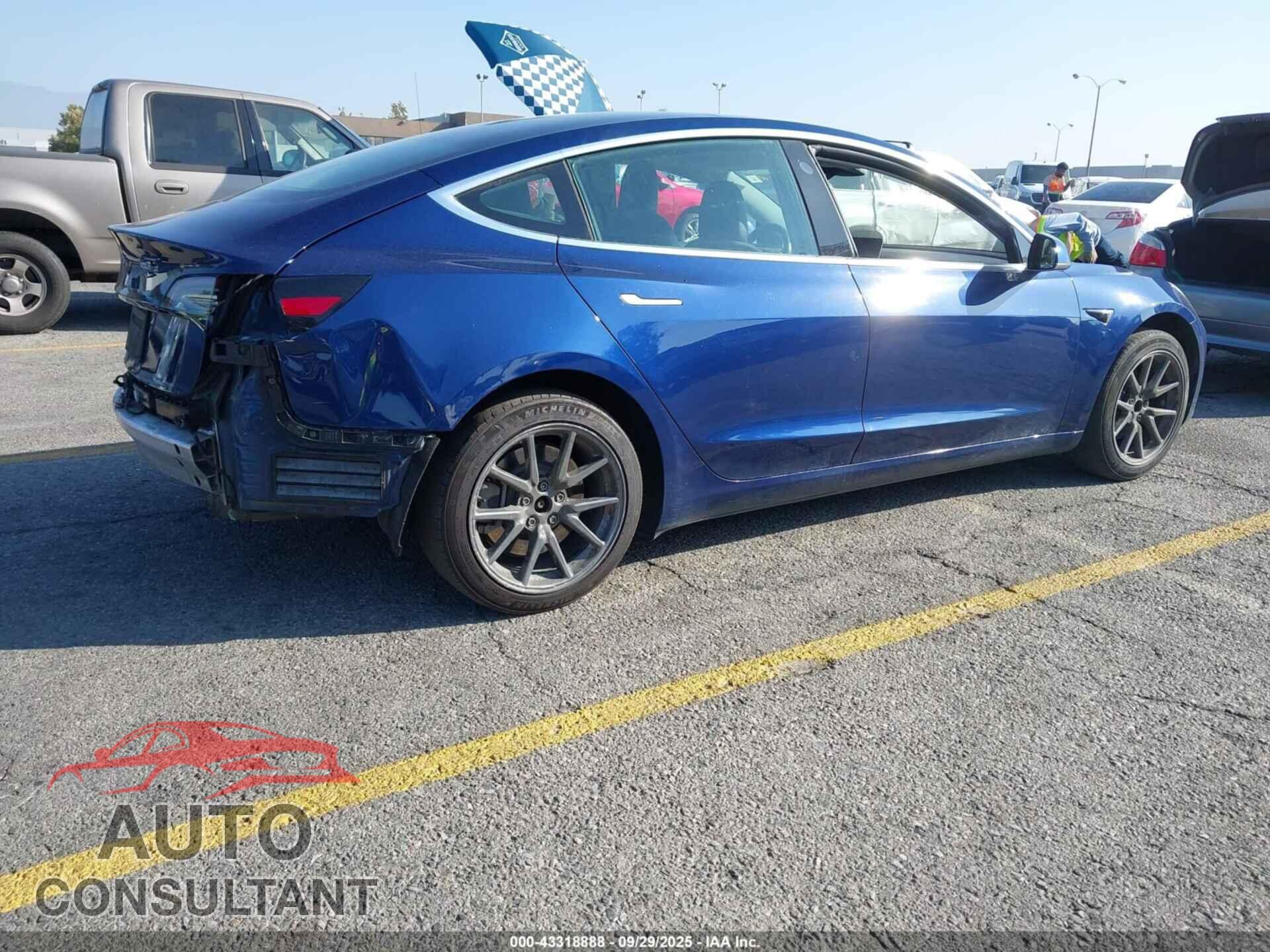 TESLA MODEL 3 2019 - 5YJ3E1EA0KF411862