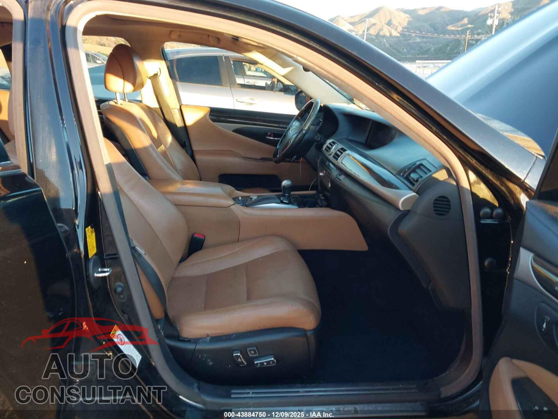 LEXUS LS 460 2013 - JTHBL5EF5D5123732
