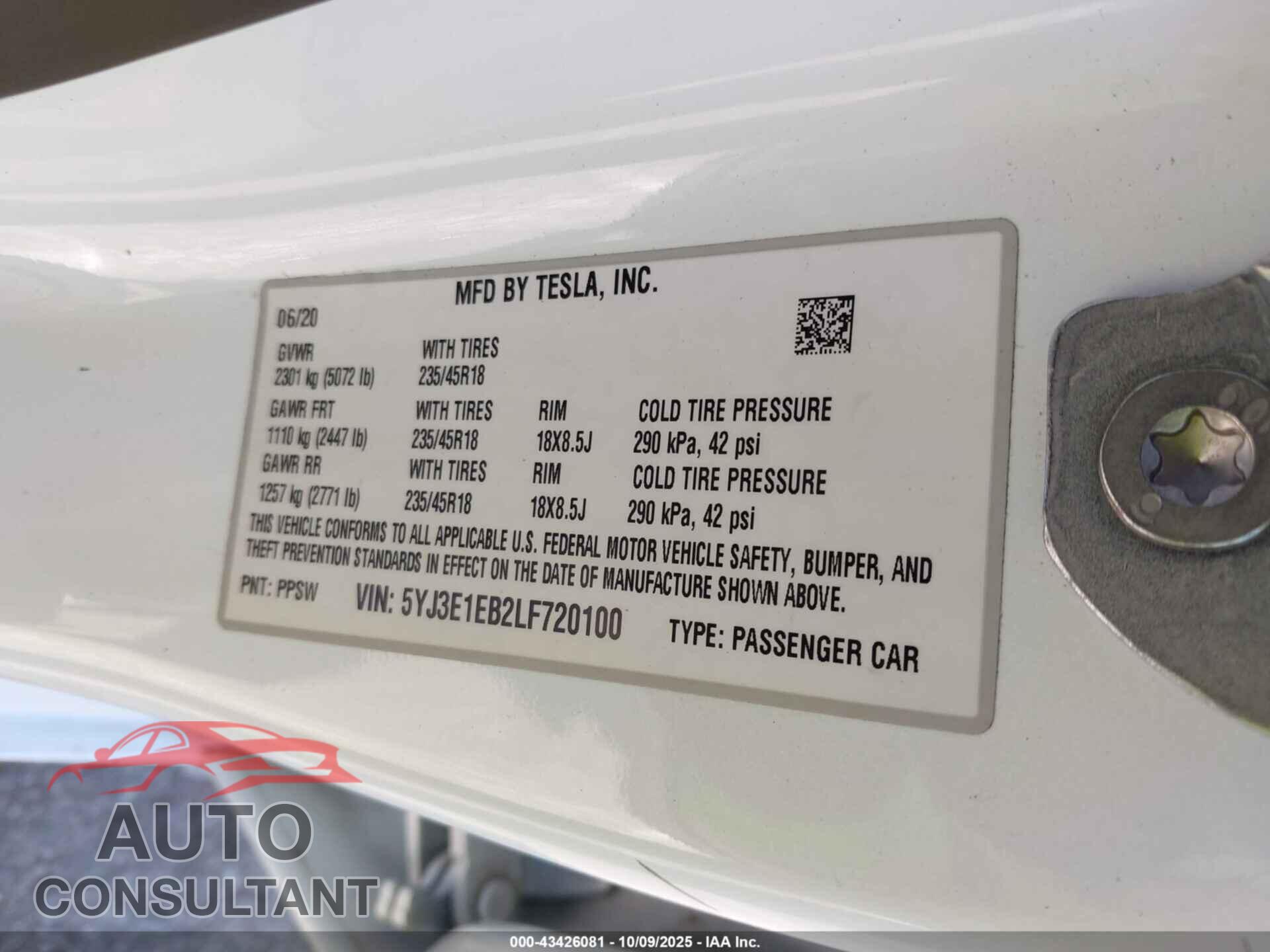 TESLA MODEL 3 2020 - 5YJ3E1EB2LF720100