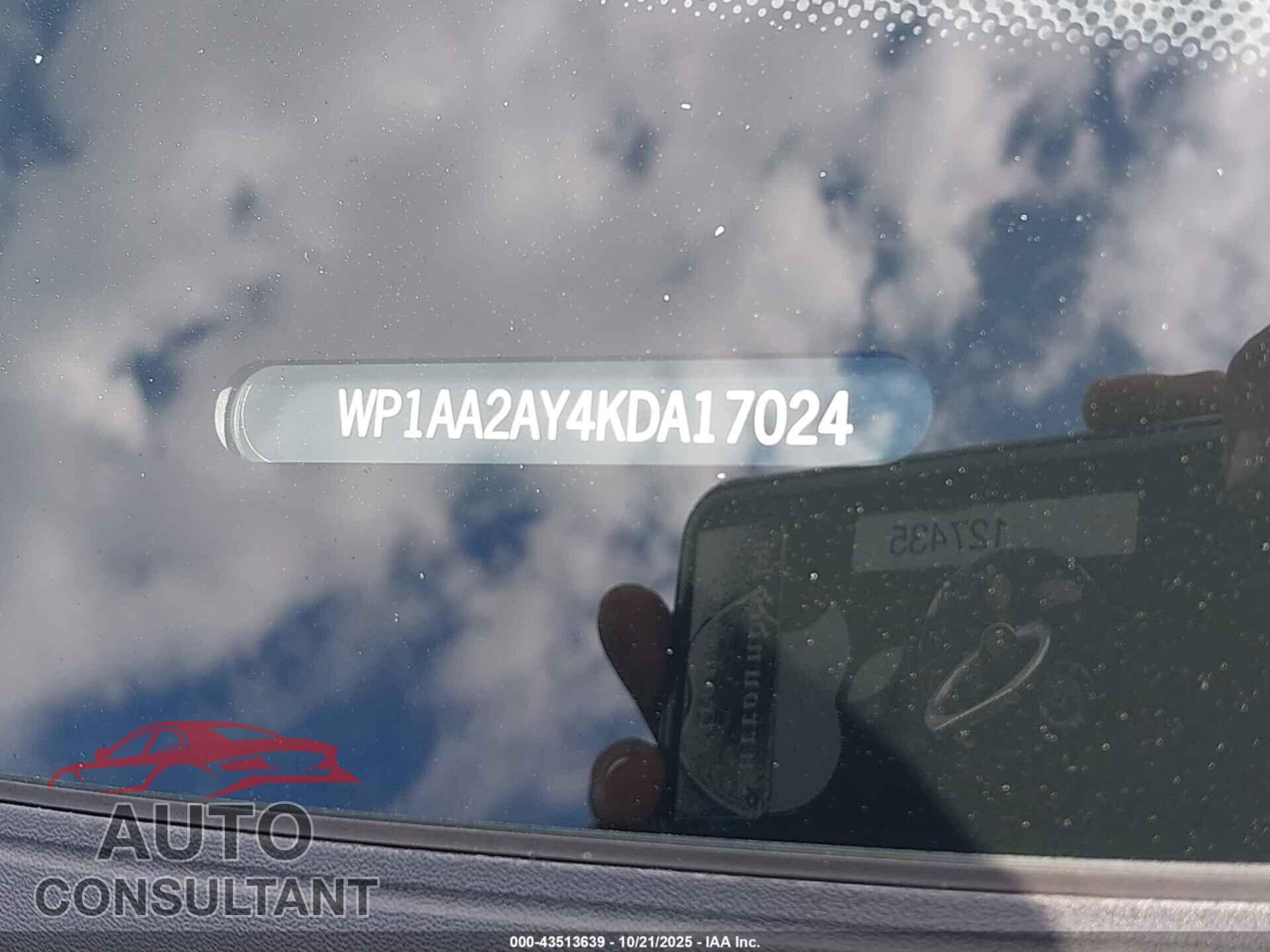 PORSCHE CAYENNE 2019 - WP1AA2AY4KDA17024