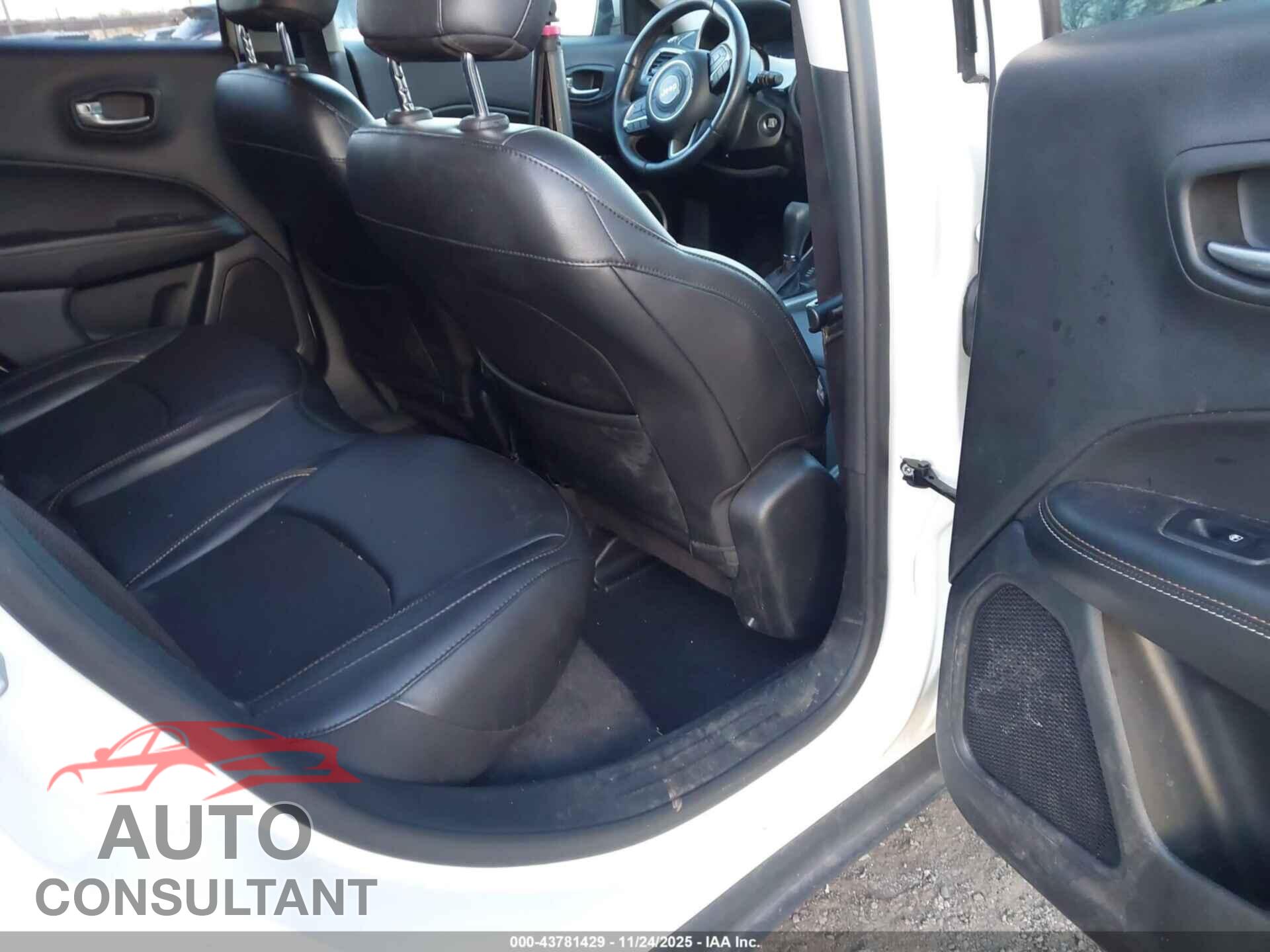 JEEP COMPASS 2019 - 3C4NJDBB6KT697057