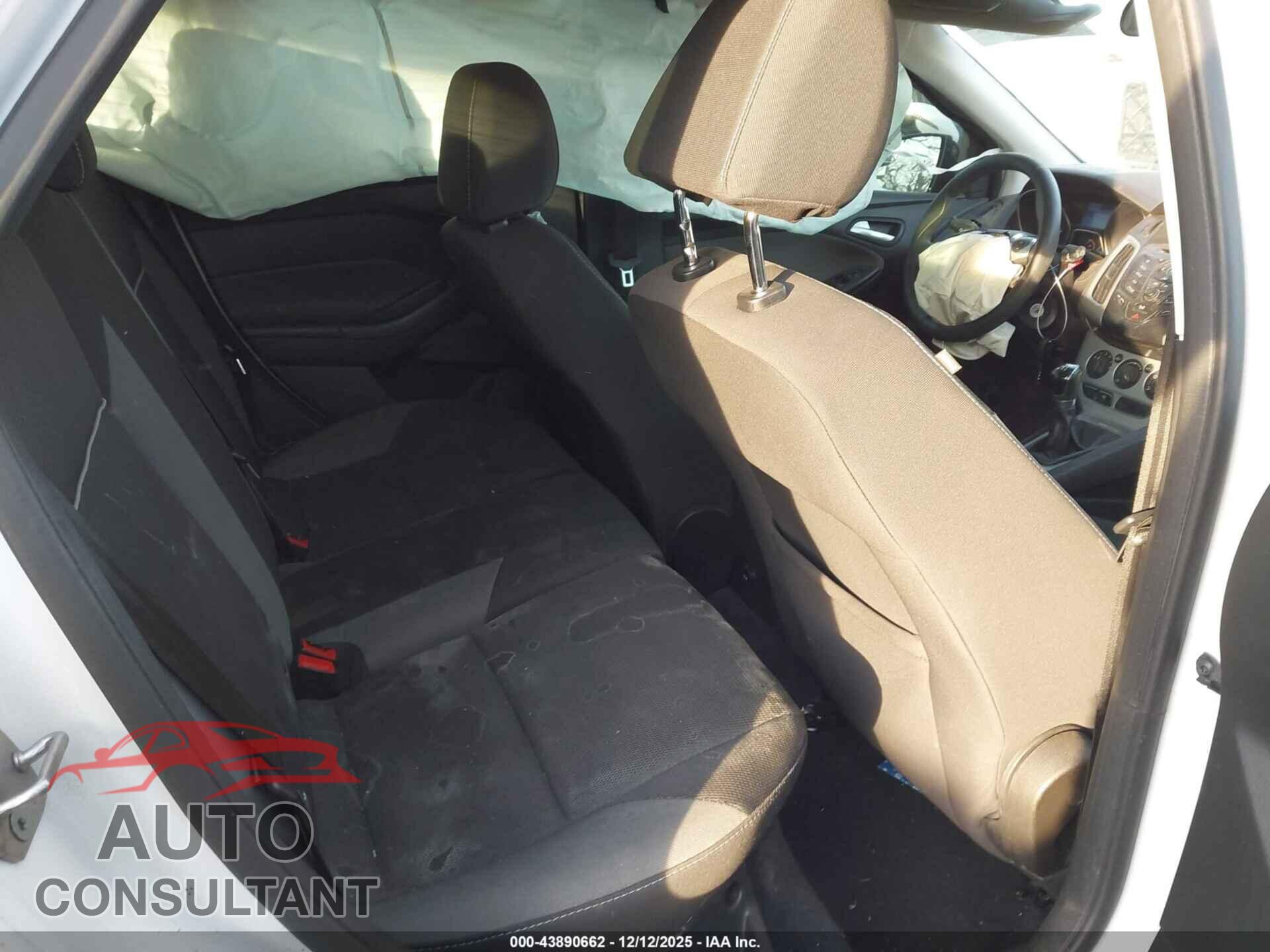FORD FOCUS 2012 - 1FAHP3K29CL407922