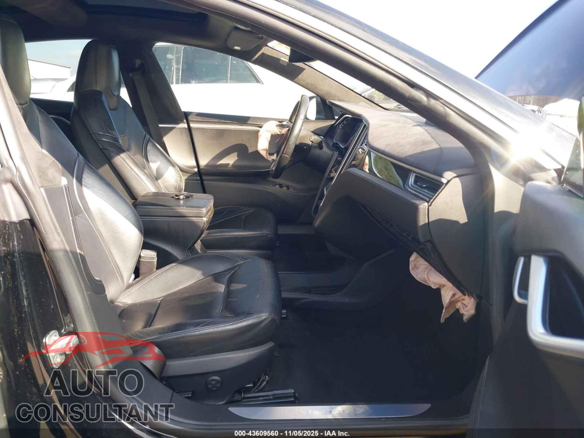 TESLA MODEL S 2015 - 5YJSA1E19FF116630