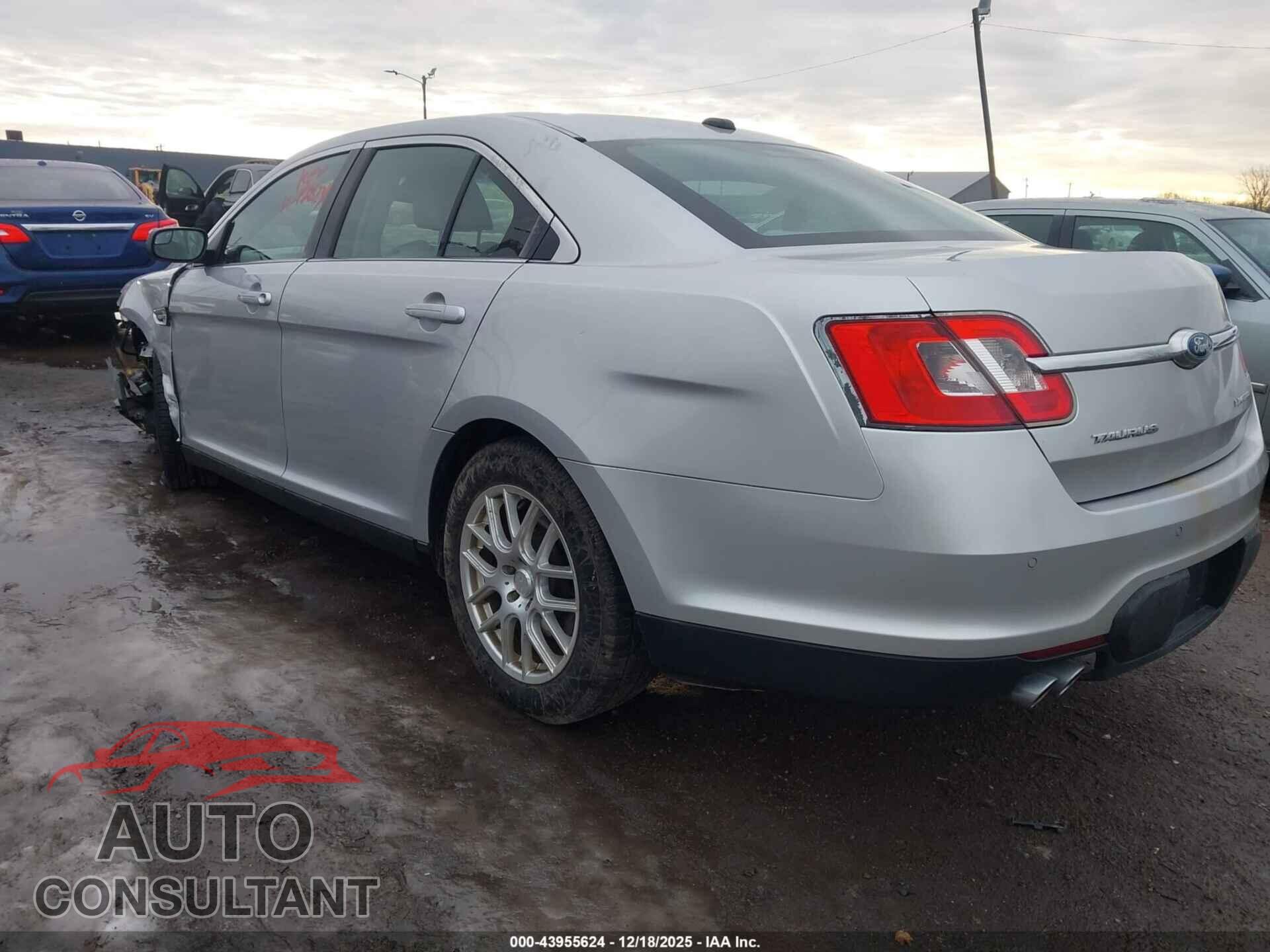 FORD TAURUS 2012 - 1FAHP2FW0CG128231