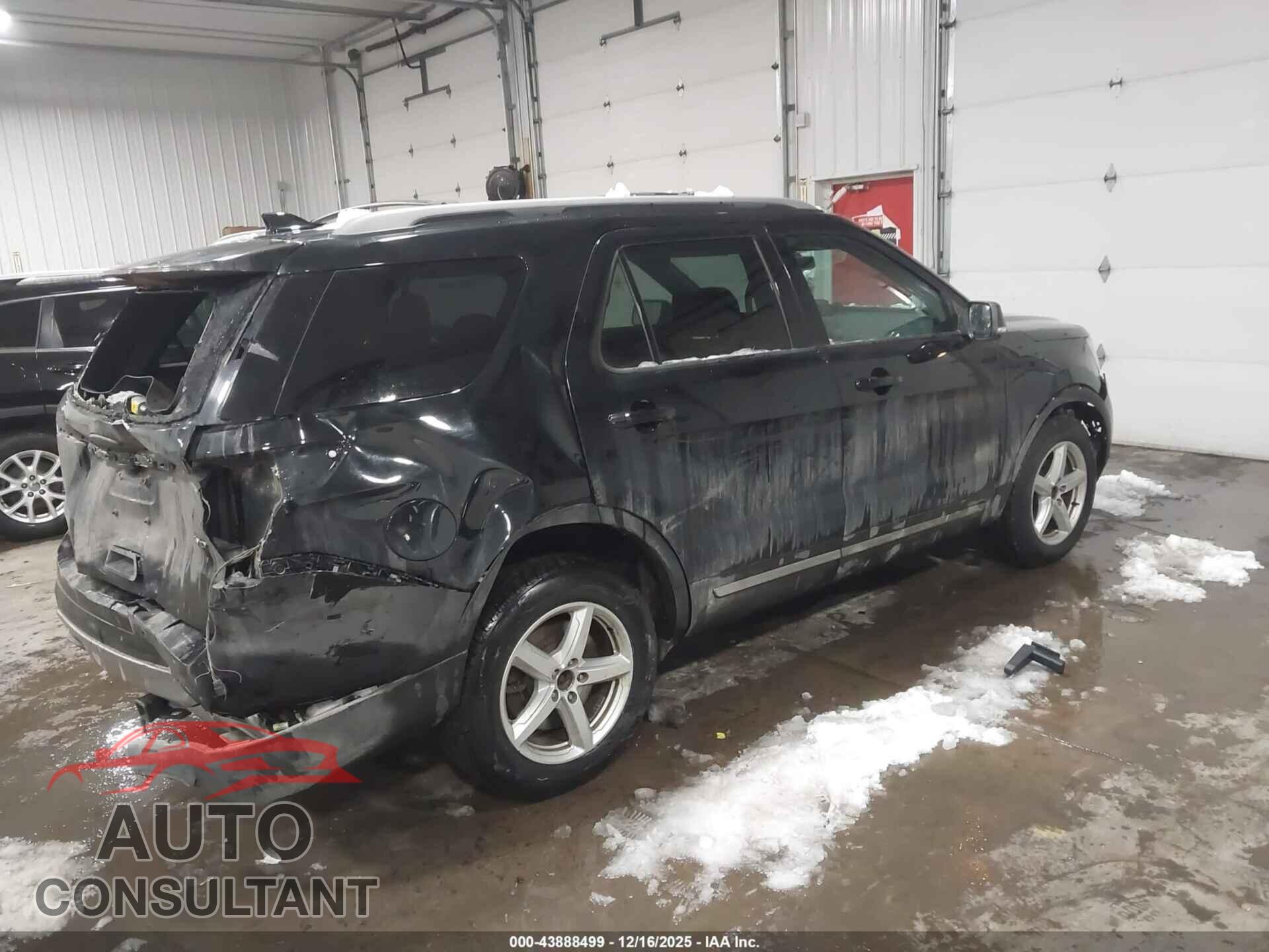 FORD EXPLORER 2017 - 1FM5K8D80HGD32825