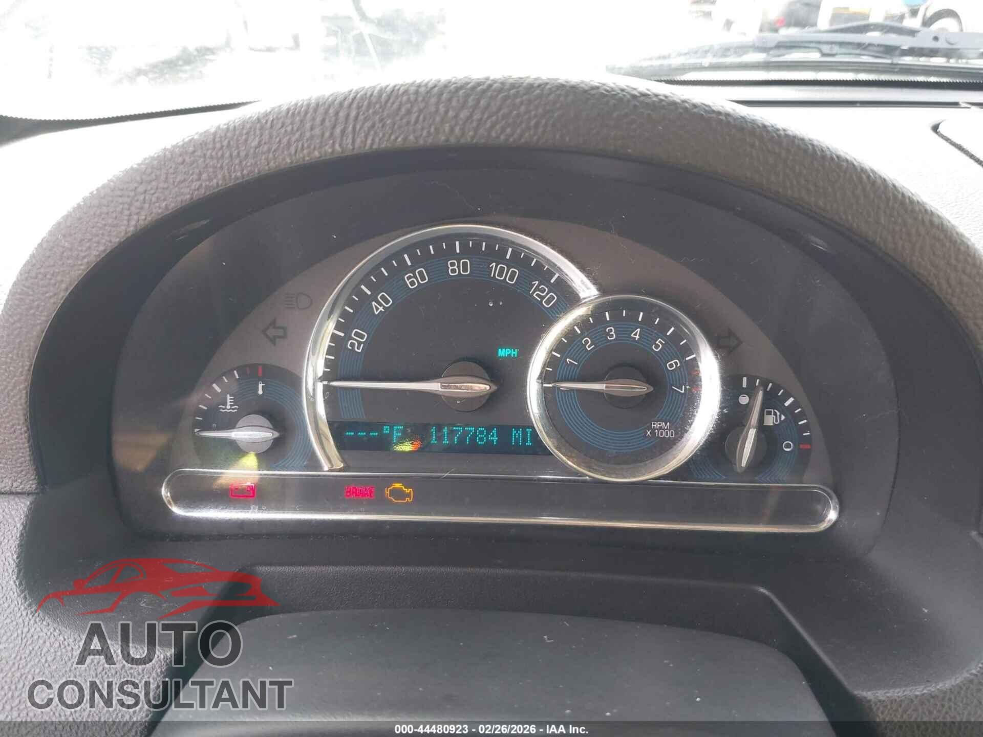 CHEVROLET HHR 2010 - 3GNBABDB9AS634311