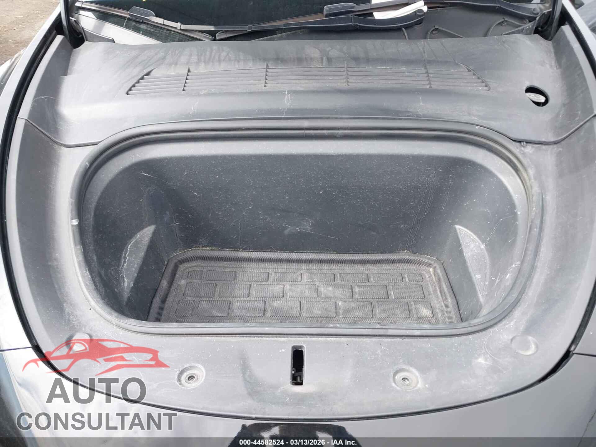 TESLA MODEL Y 2023 - 7SAYGDEEXPF834804