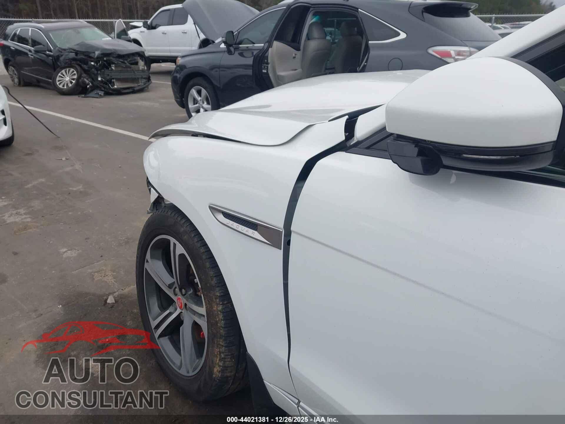 JAGUAR F-PACE 2017 - SADCM2BV4HA898103