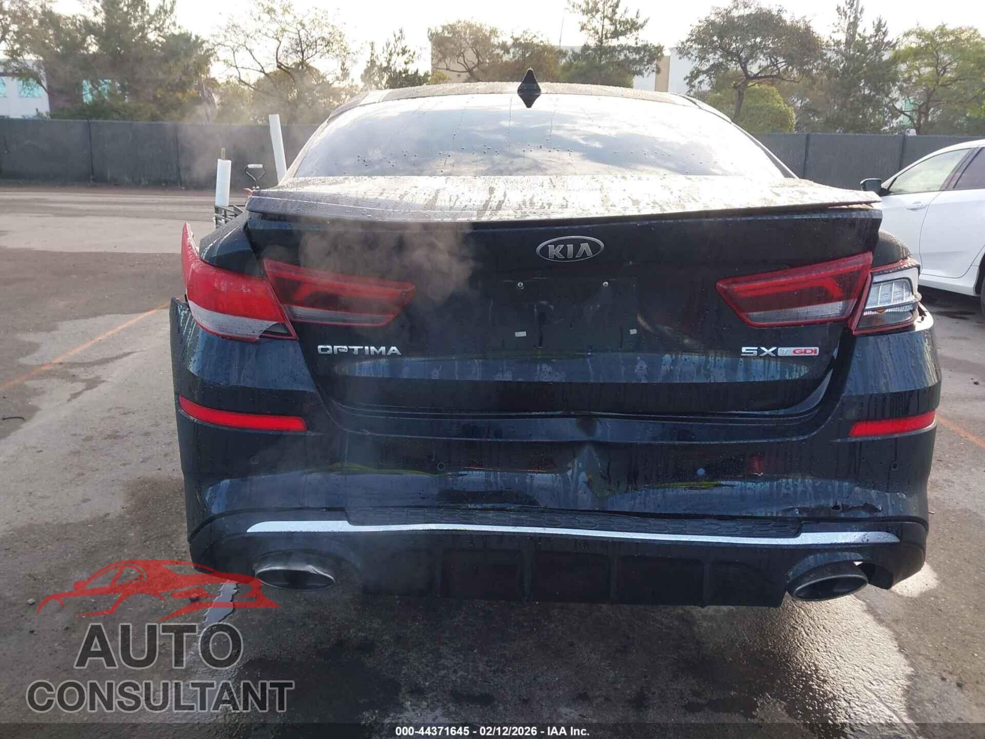 KIA OPTIMA 2019 - 5XXGW4L25KG315556