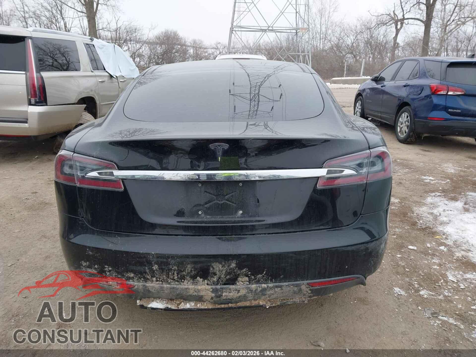 TESLA MODEL S 2013 - 5YJSA1CN7DFP18607