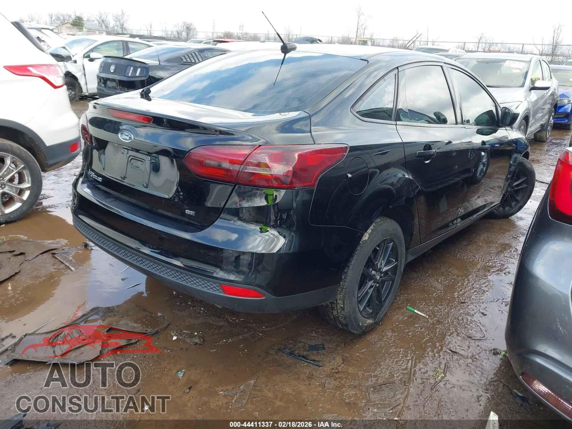 FORD FOCUS 2018 - 1FADP3F27JL292310